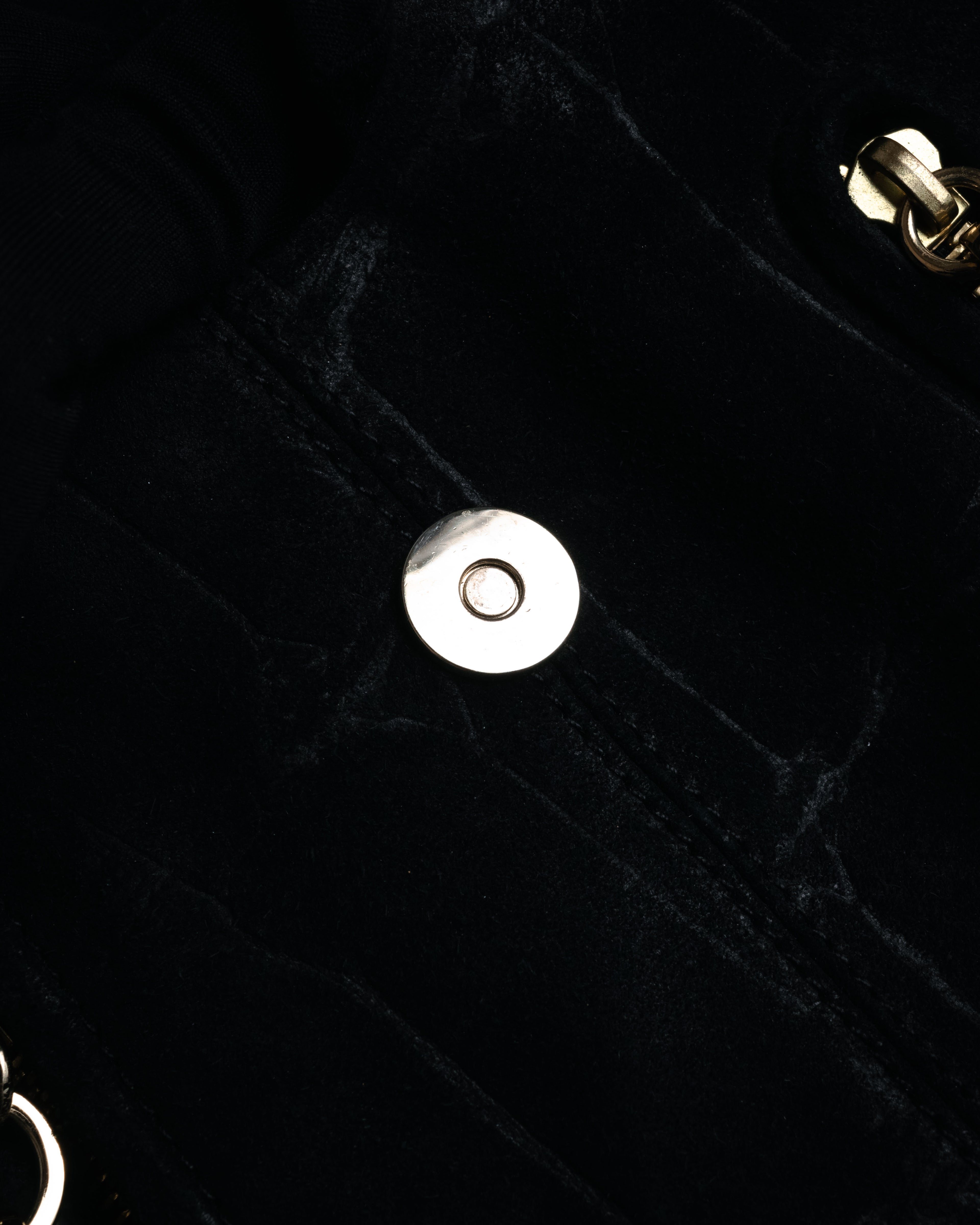 “SEE BY CHLOÉ” 2010’s Croc embossed suede drawstring bag