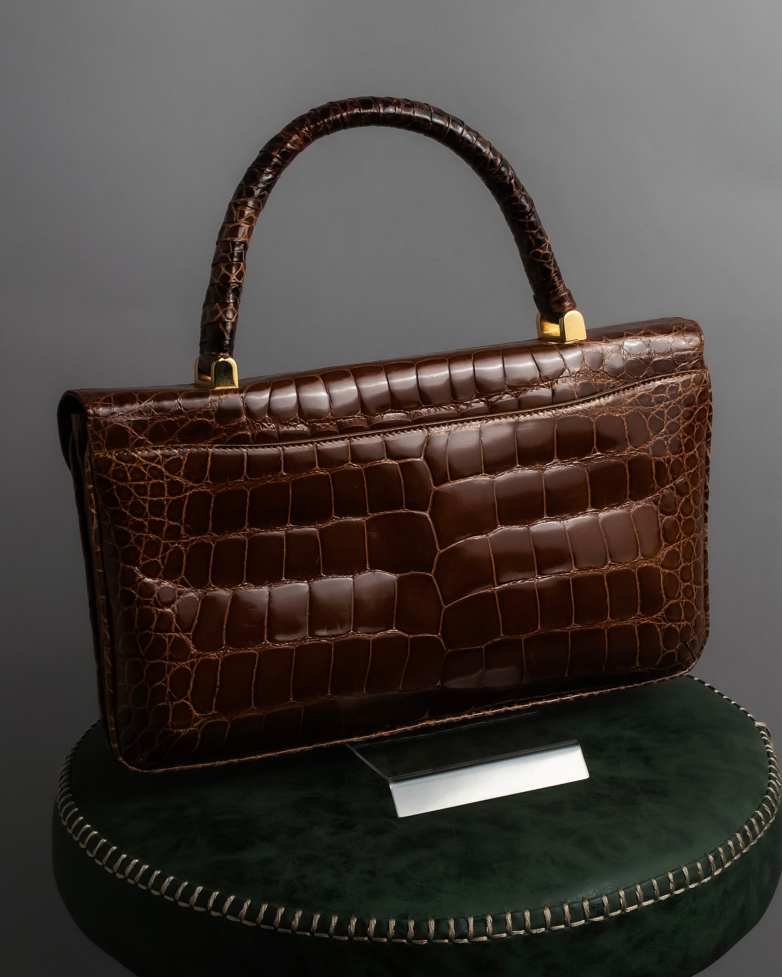 "Franco Parmiggiani" Turn lock design crocodile texture hand bag