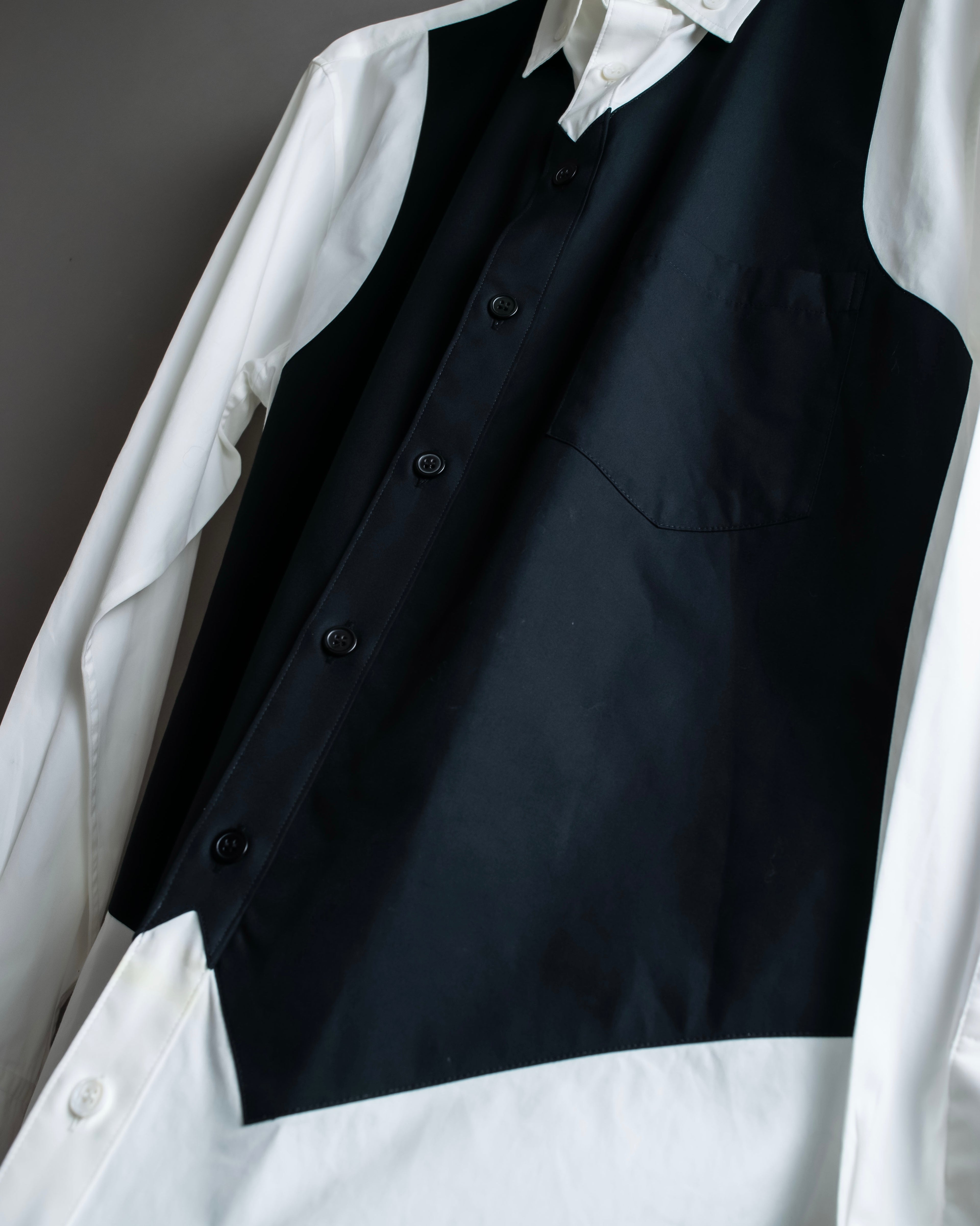 "Yohji Yamamoto POUR HOMME"
13AW Tuxedo vest fake layered design shirt