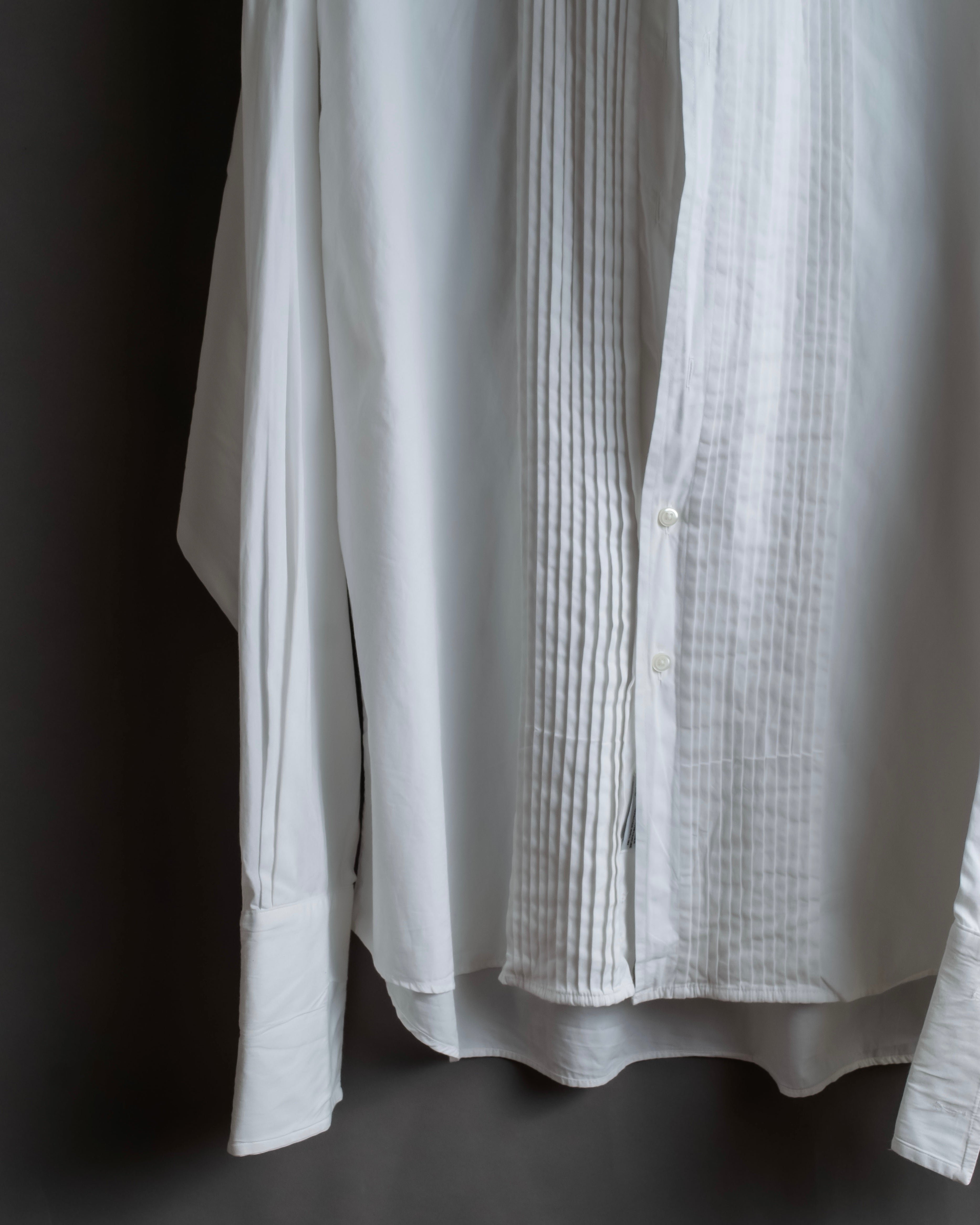 "Christian Dior" Pintuck design wide spread collar dress shirt