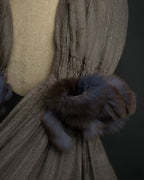 "FENDI" 04-10's Petal motif fur docking long muffler