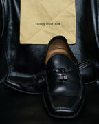 “Louis Vuitton” beautiful leather tasseled loafer