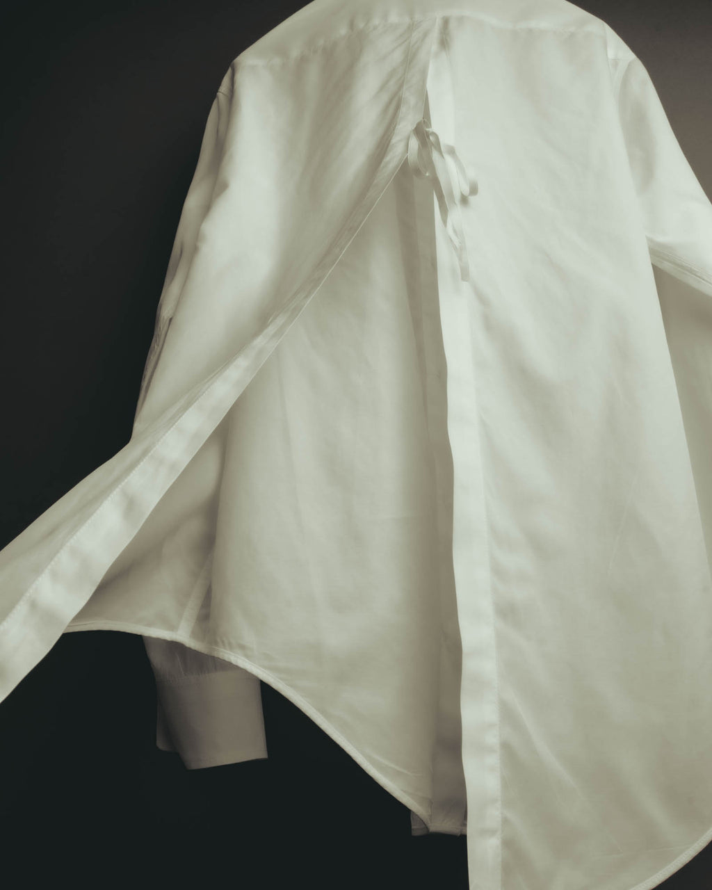 "Acne" 90's-10's open-back long-sleeve shirt