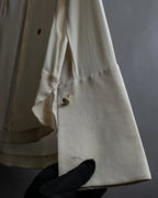 Camisa de seda con bordado en forma de logotipo "Alexandar McQueen" sin cuello