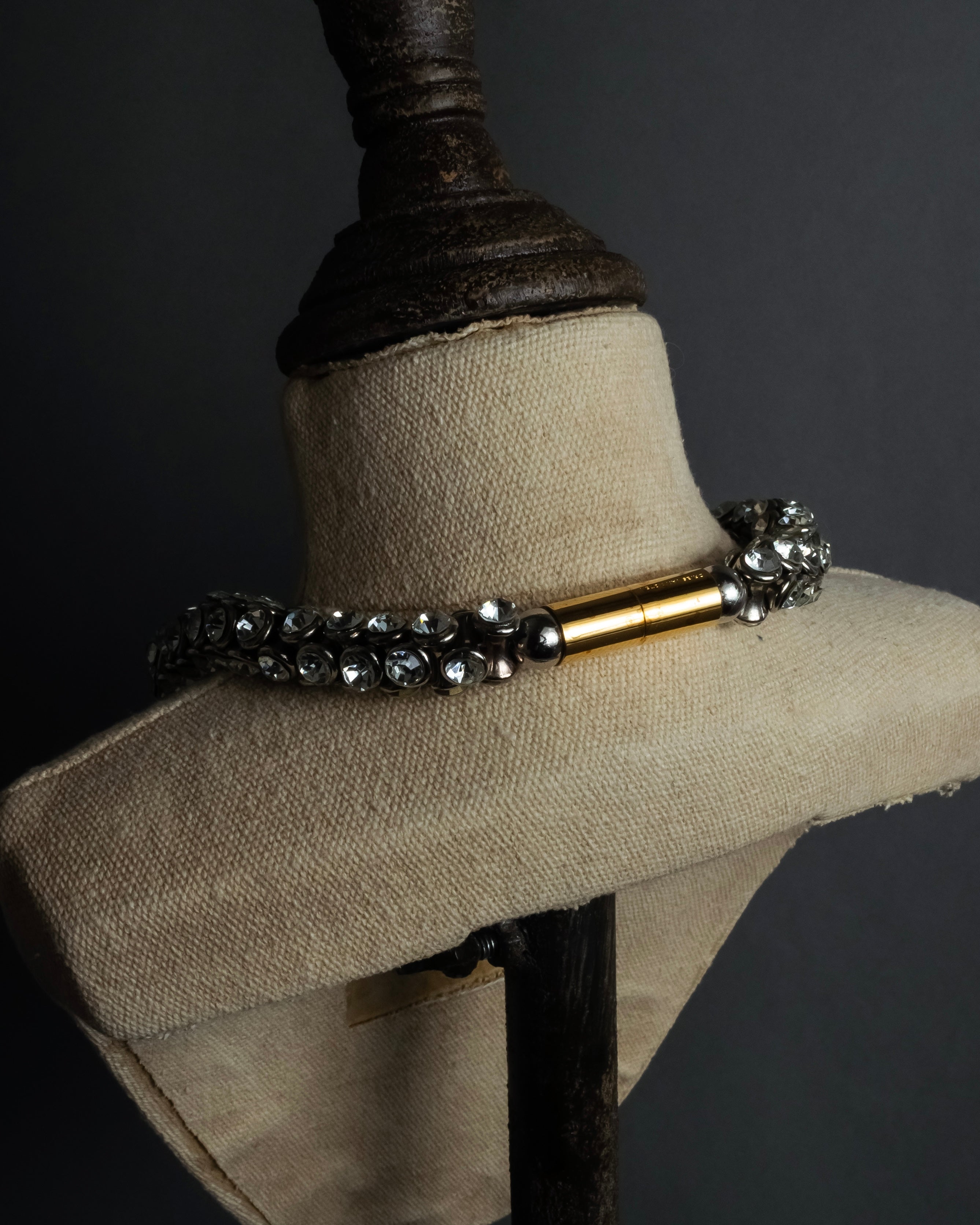 "DRIES VAN NOTTEN" 2022's Double crystal detail magnetic choker