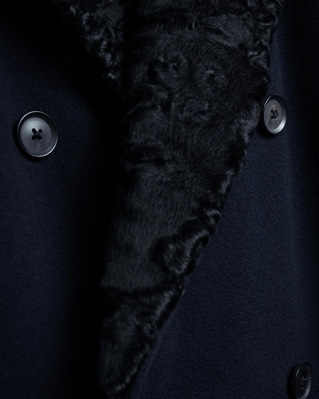 -SPECIAL- "CARUSO"
 Fur collar design belted melton coat