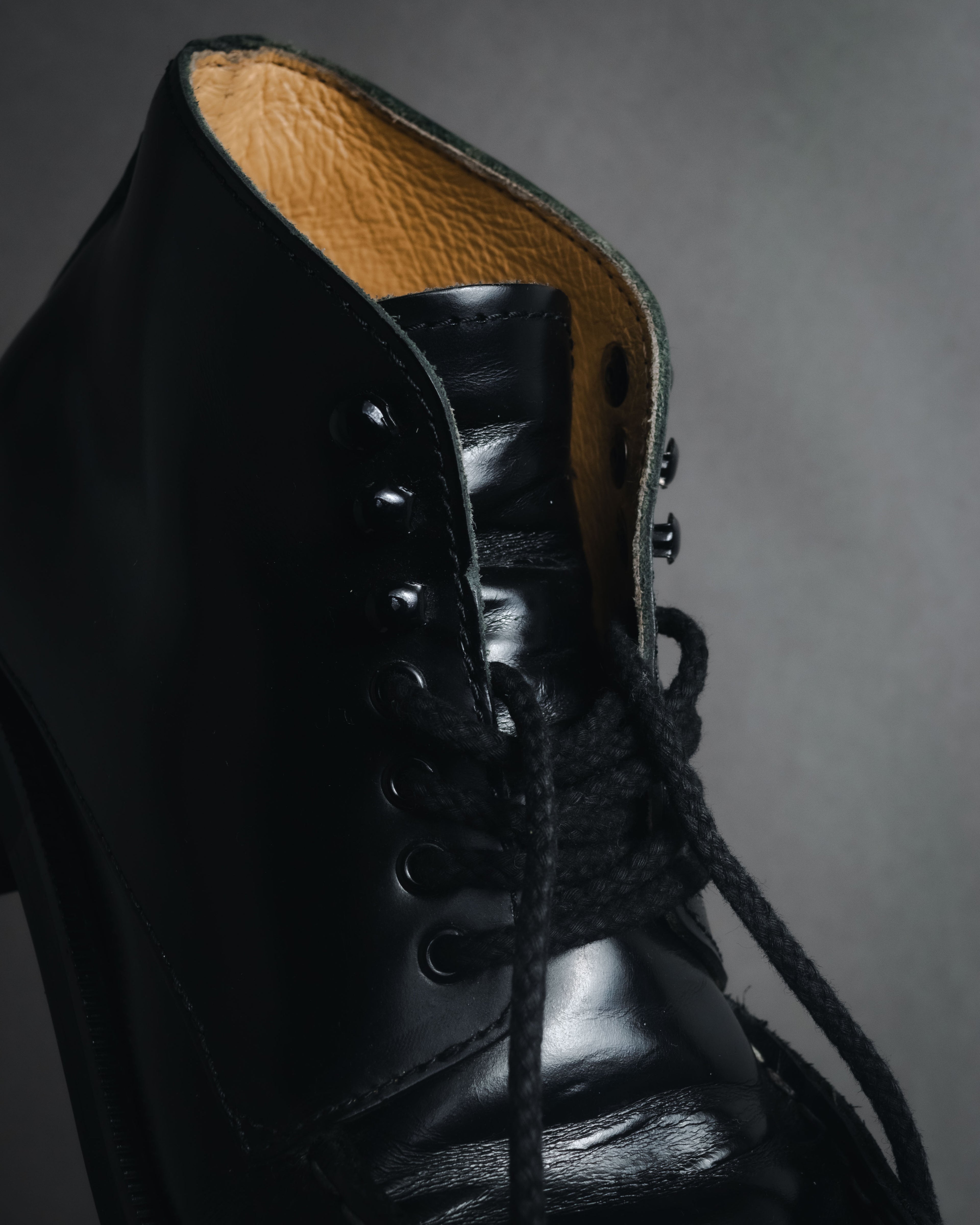 "Yohji Yamamoto FEMME" Lace-up leather ankle boots