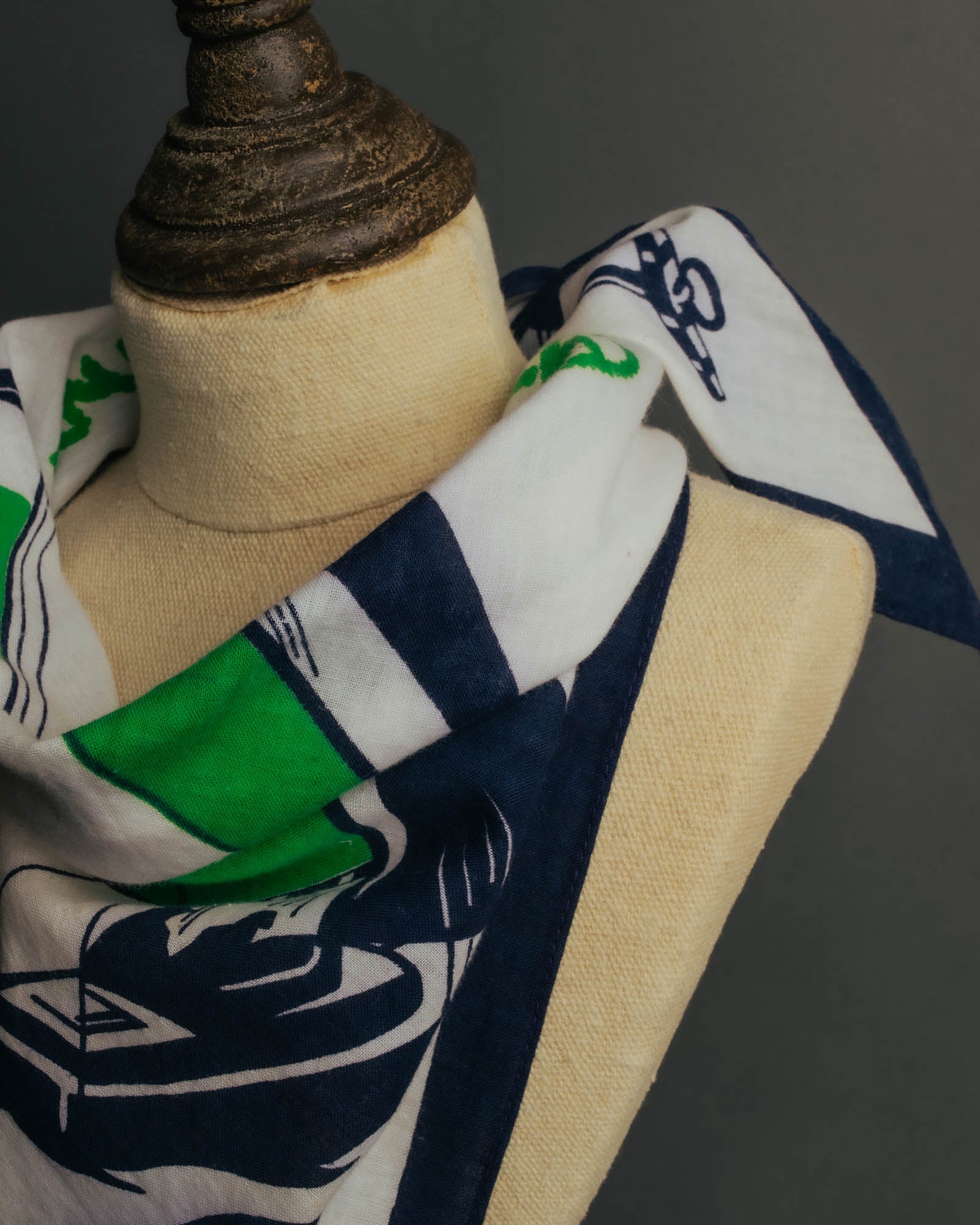 "Vintage" Souvenir de bretagne marine scarf