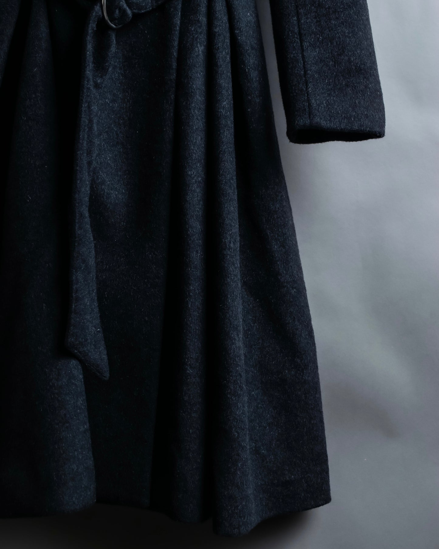 “RUIRUE BOUTIQUE” Shawl collar flare silhouette coat