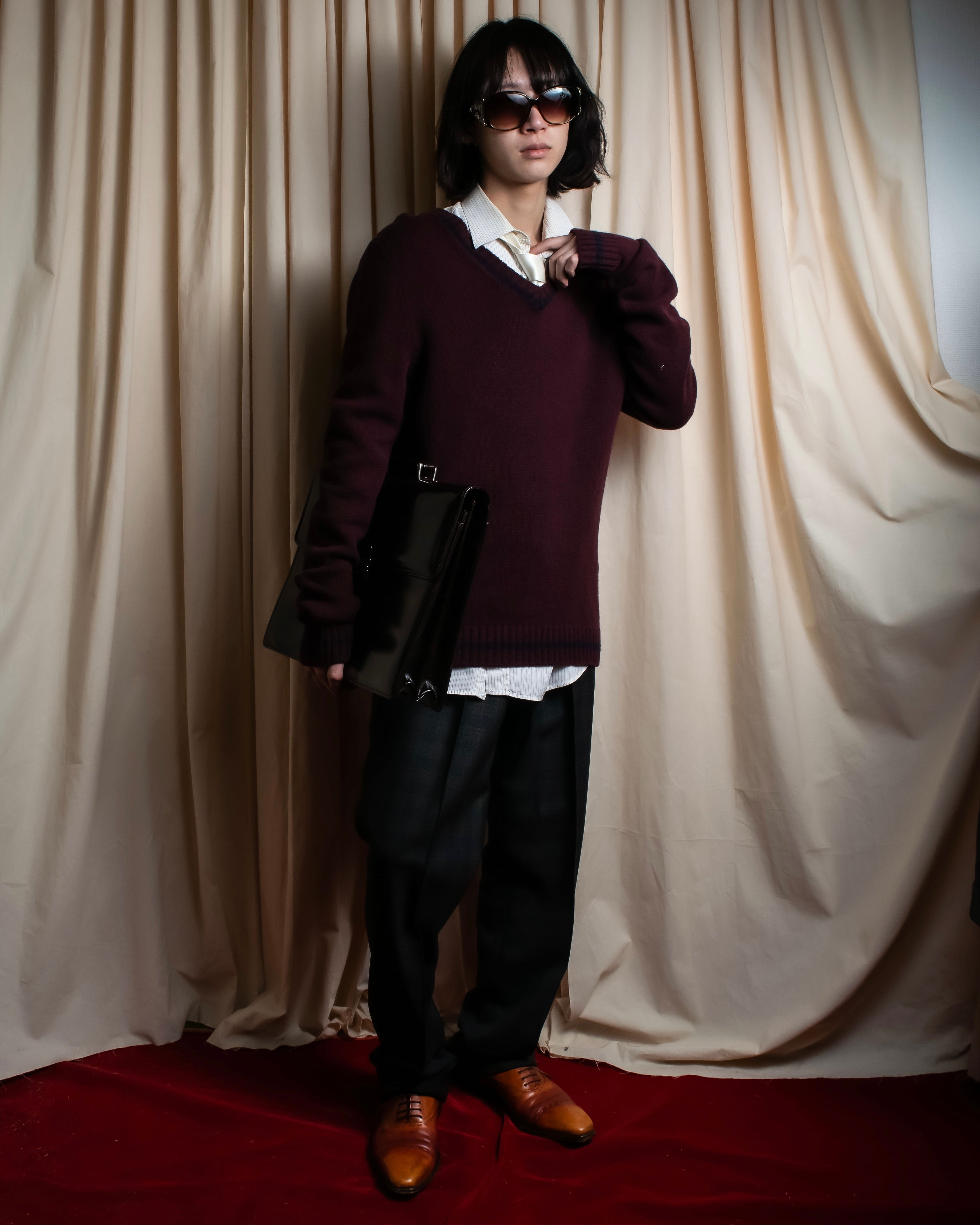 "COMME des GARCONS HOMME PLUS" Beautiful glossy cupra white necktie