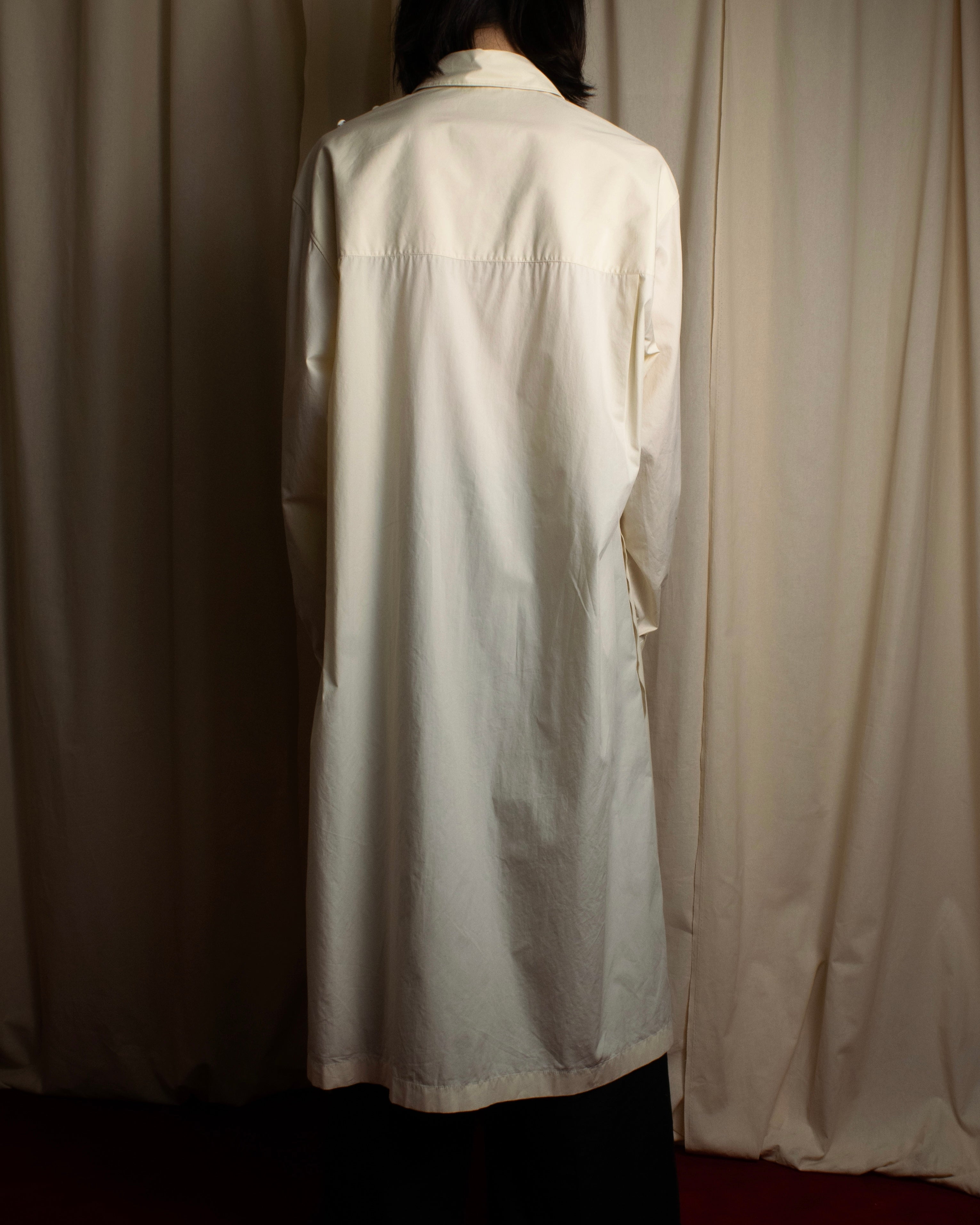 "LEMAIRE" Shoulder button design long shirt