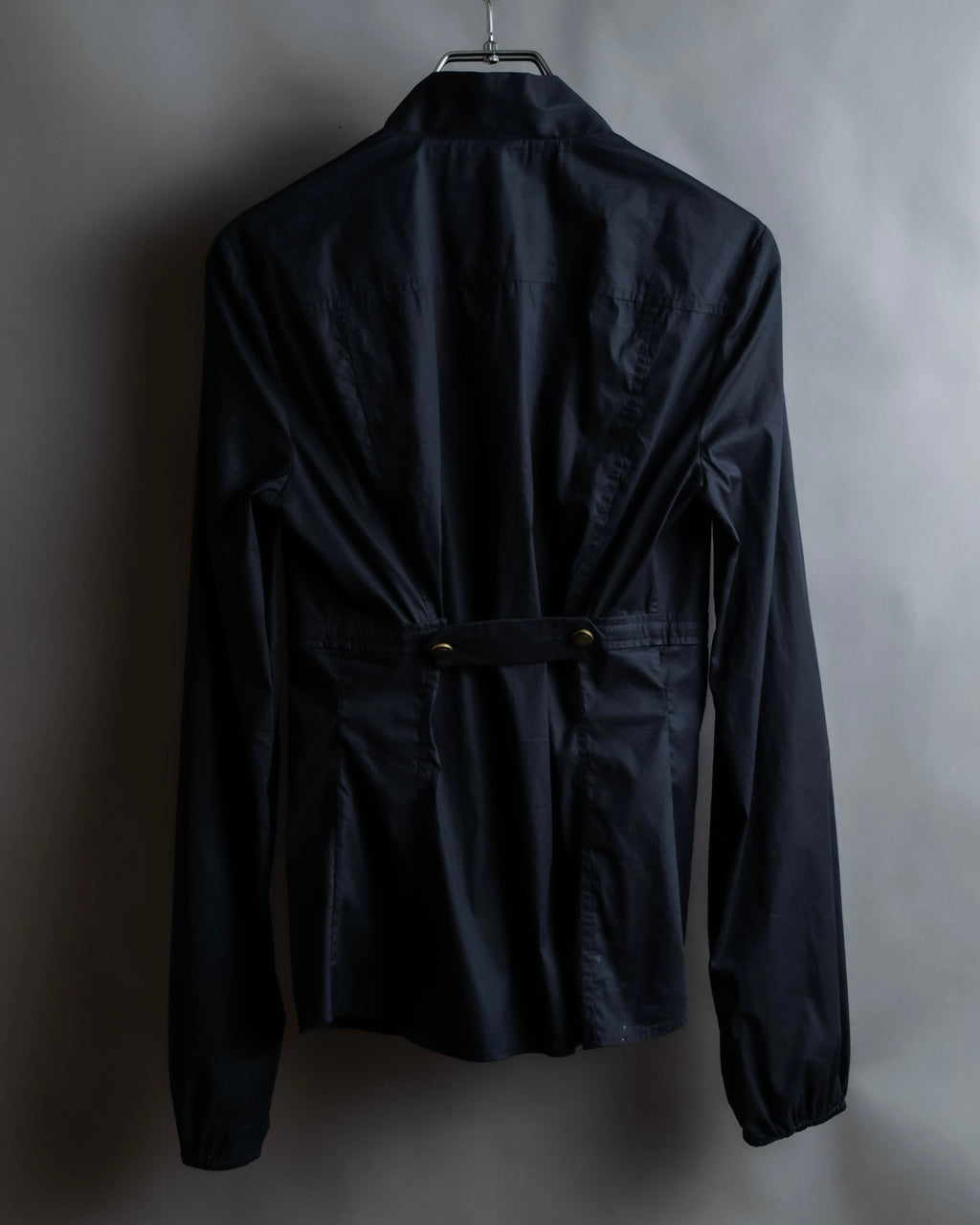 "GUCCI" No collar design gold button accents blouse