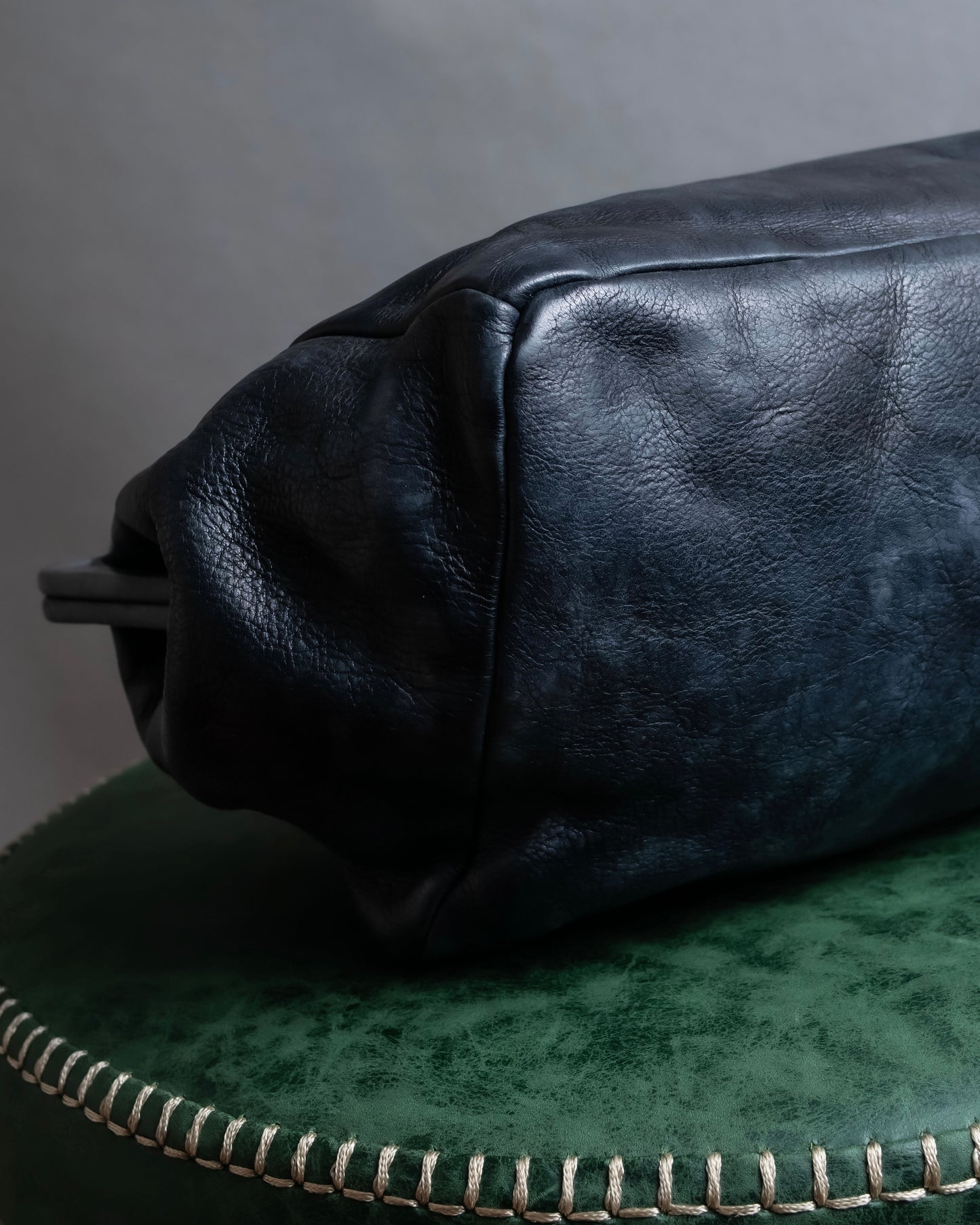 "ANN DEMEULEMEESTER" Tucked design purse leather one handle bag