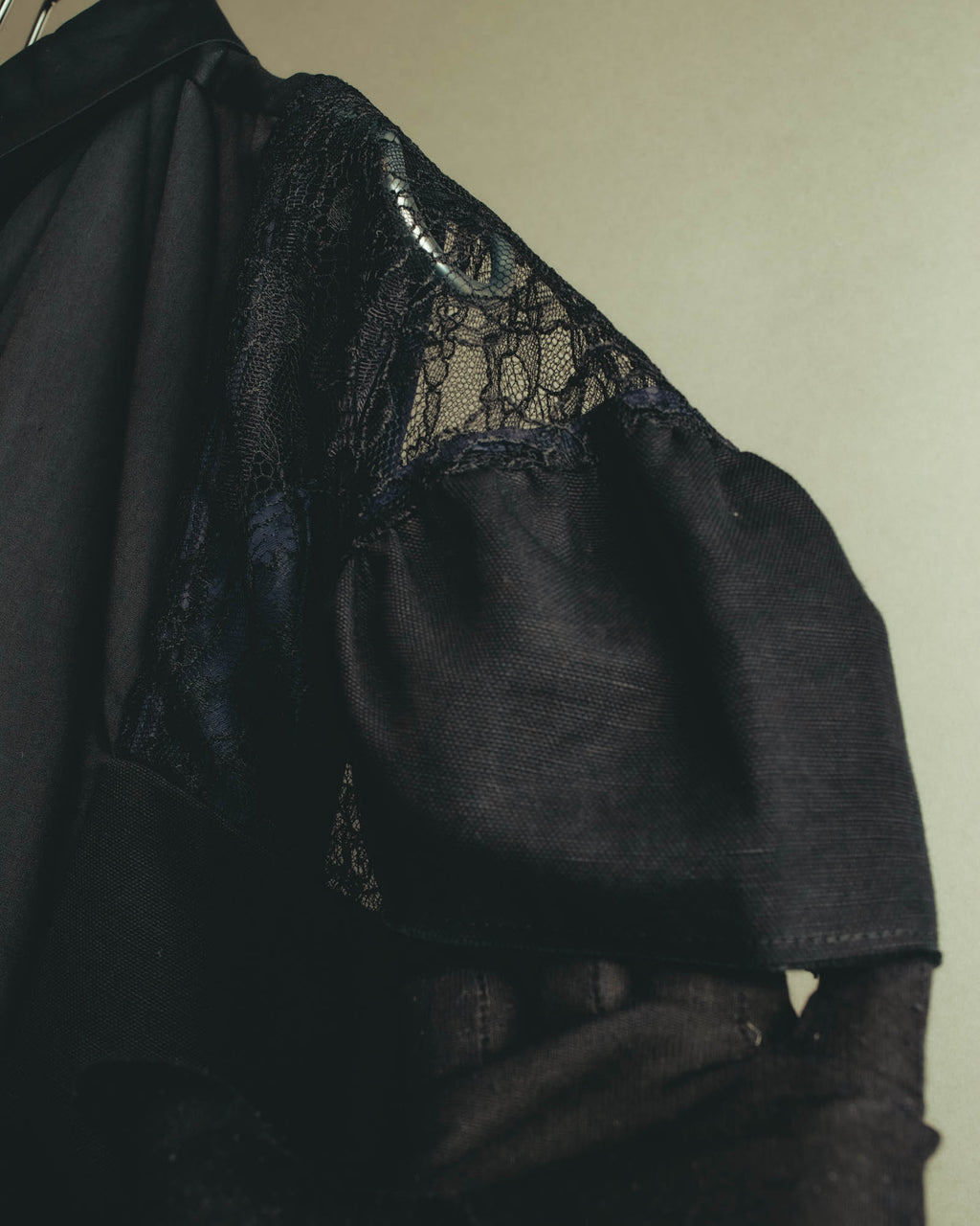 "sacai" 10's Layered lace-panel shirt blouse