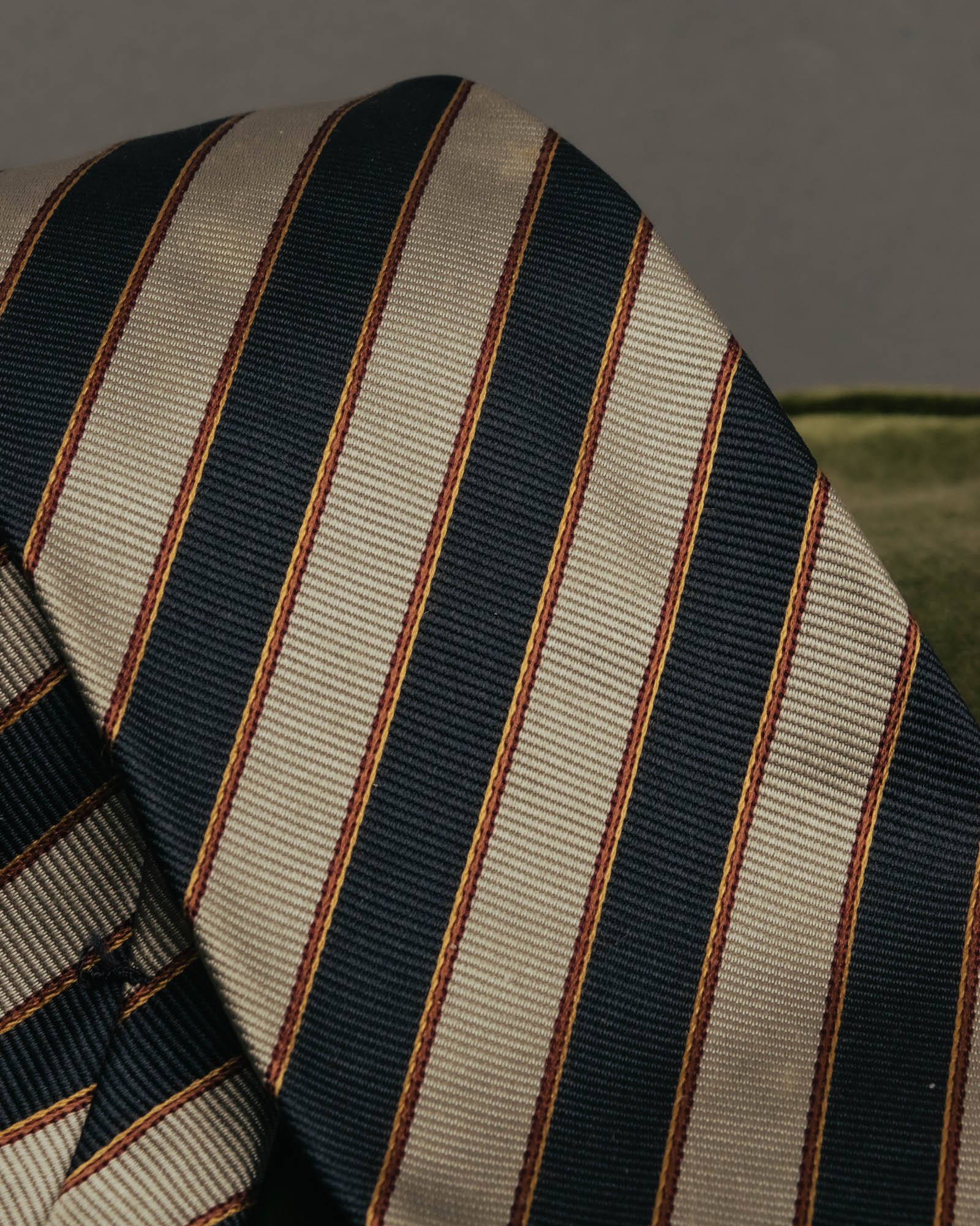 "CHANEL" 90's-00's Classic silk regimental striped tie