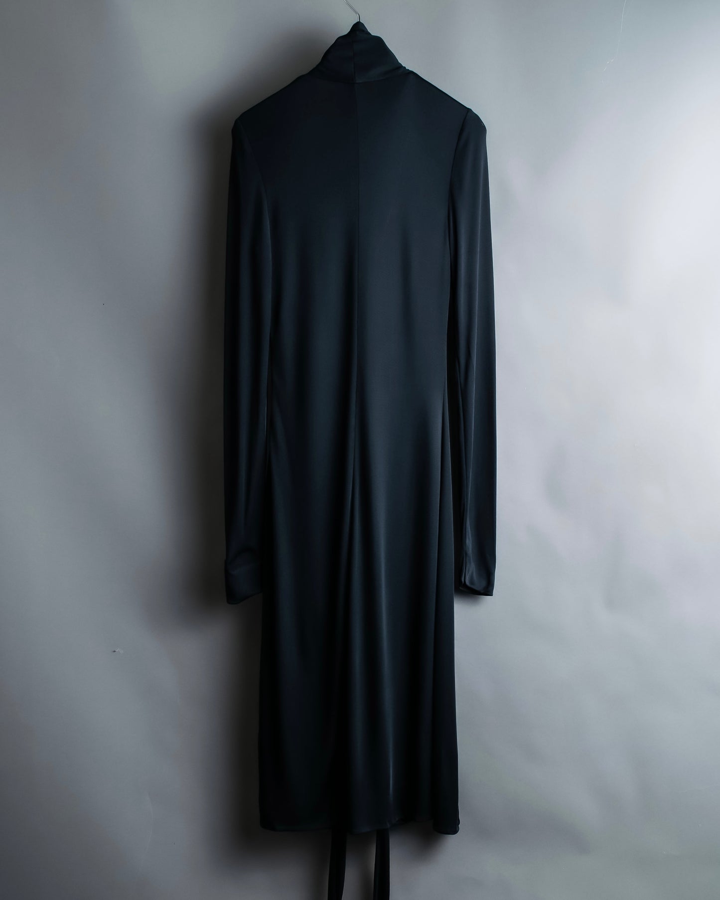 "GUCCI" Front garment attached V-neck dress