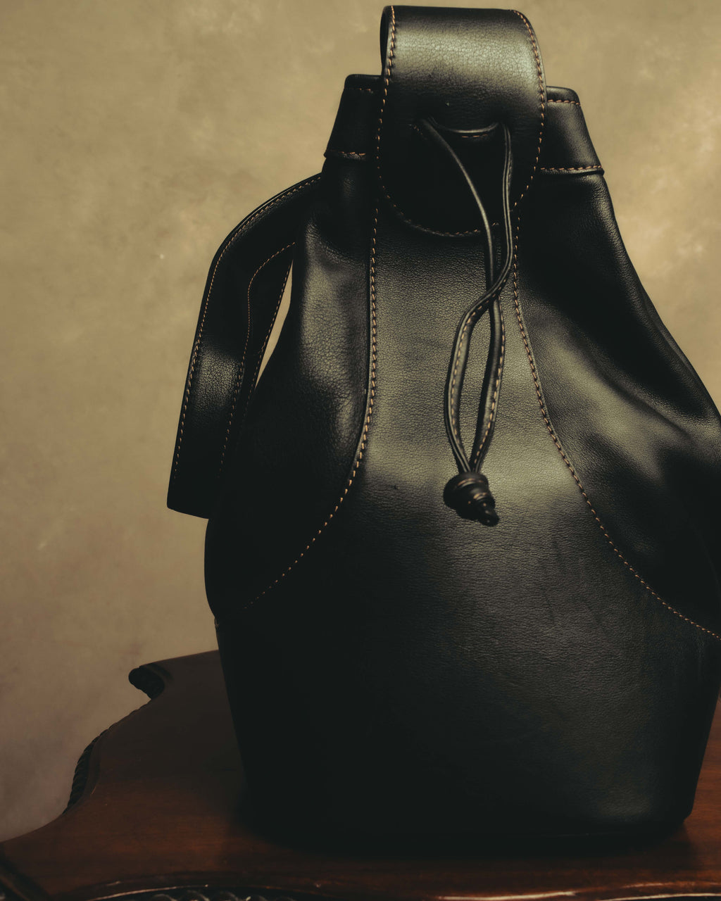 "LOEWE" 90's-10's classic drawstring shoulder bag