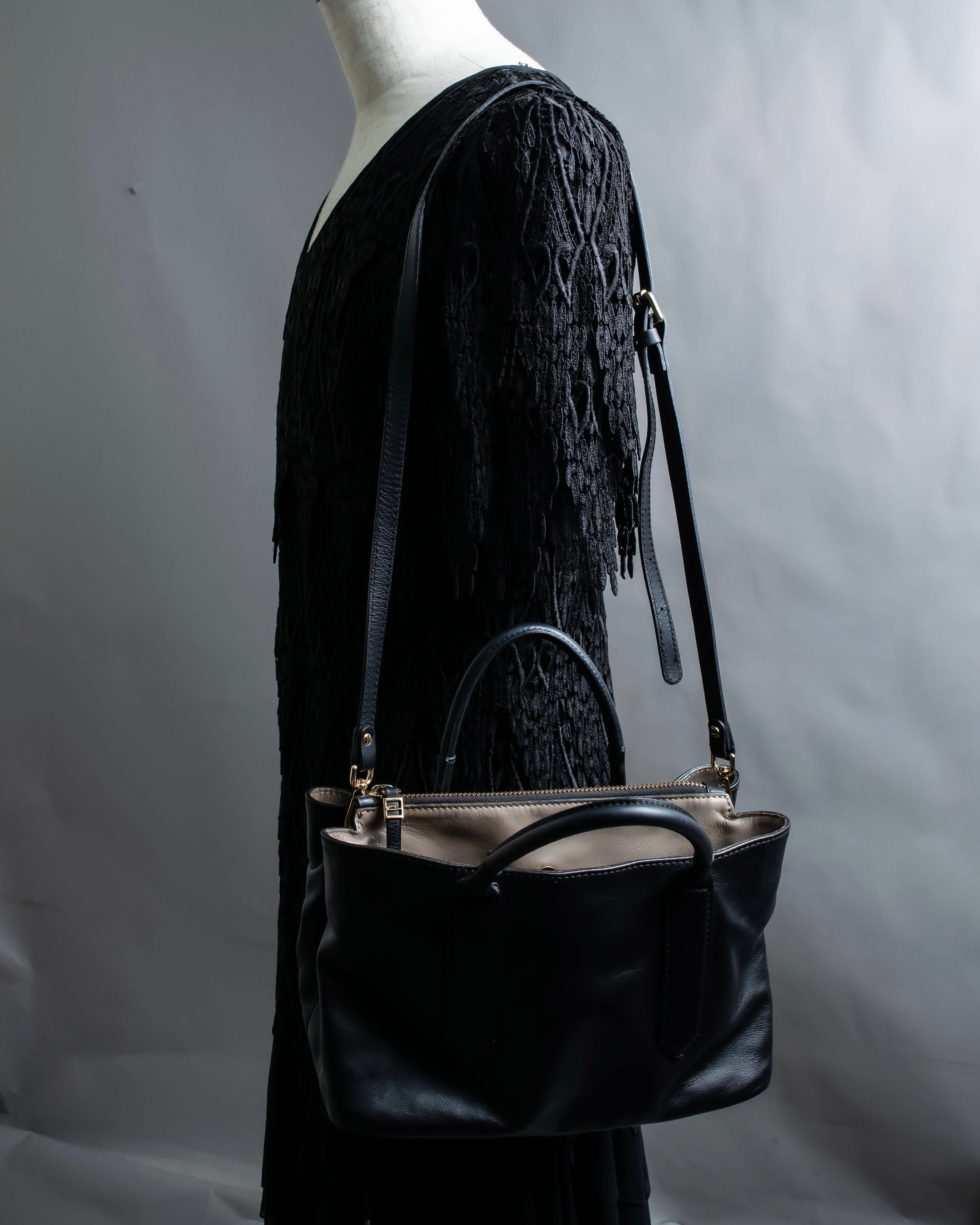 "GIANNI CHIARINI" High quality leather 2way shoulder bag