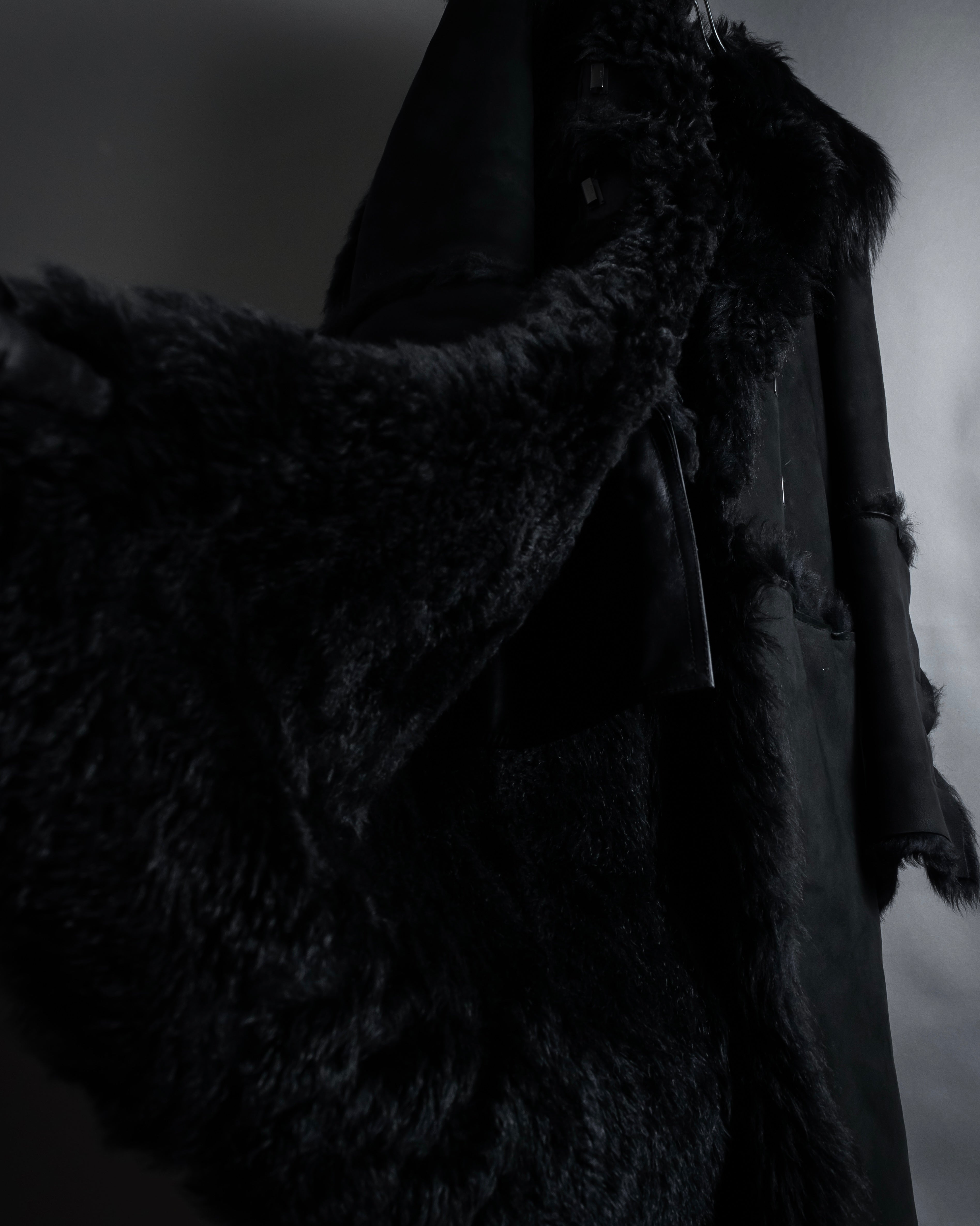 -SPECIAL- "GUCCI" 90's-00's Leather combination fur long coat