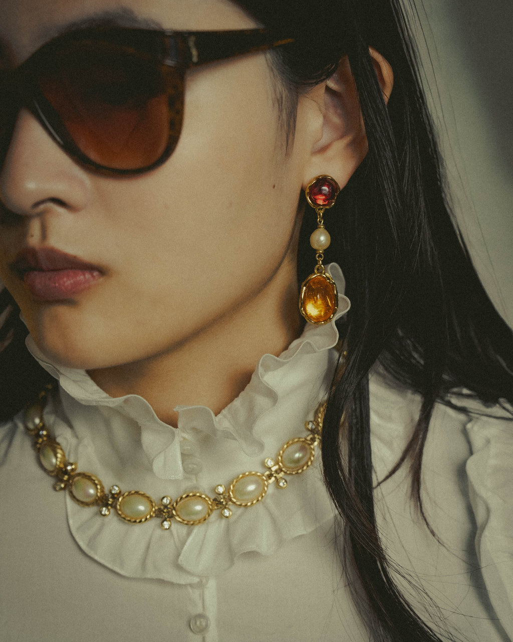 -SPECIAL- “Christian Dior” 70’s-80’s Faux pearl crystal statement necklace