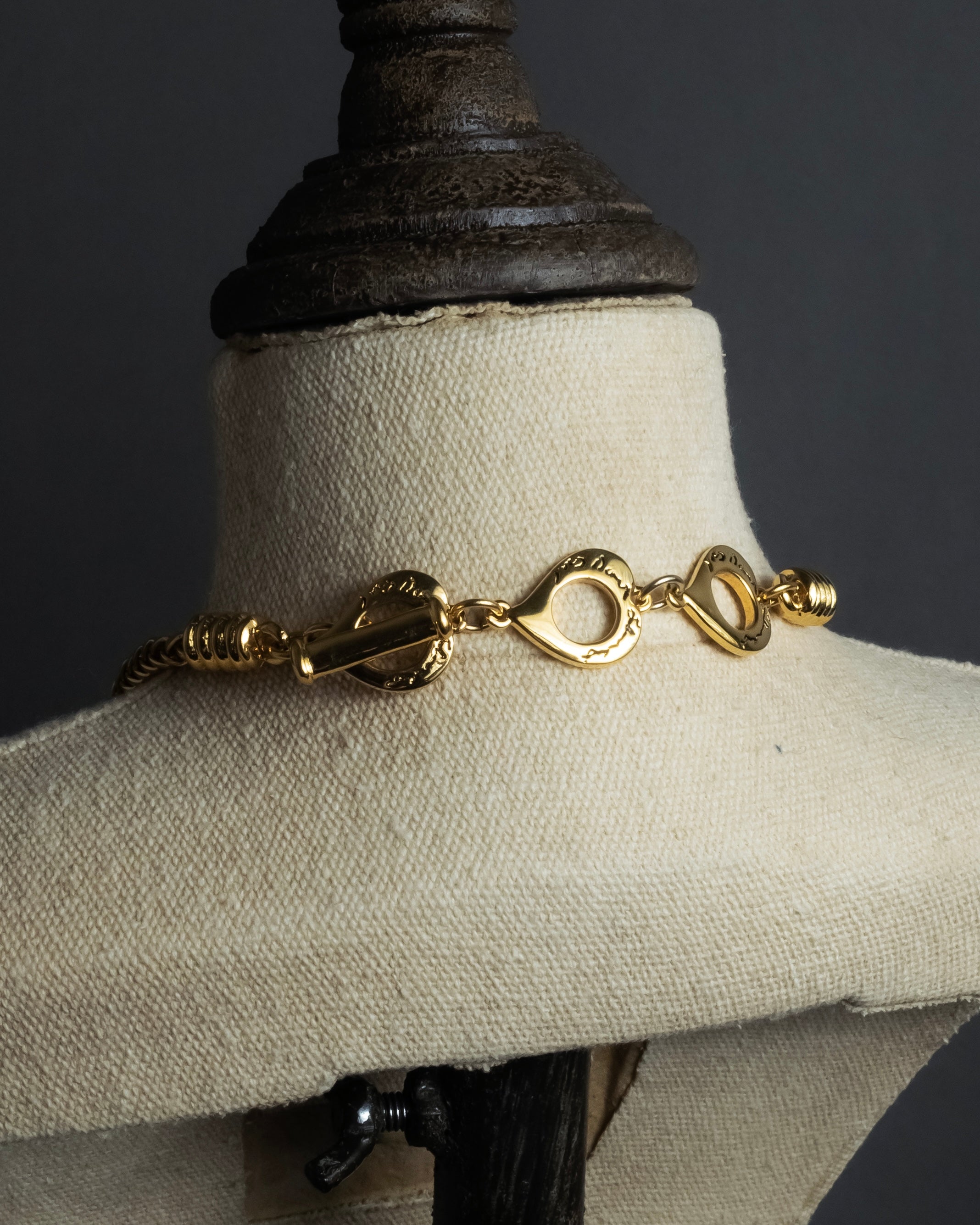 "YVES SAINT LAURENT" Vintage drop motif gold chain necklace