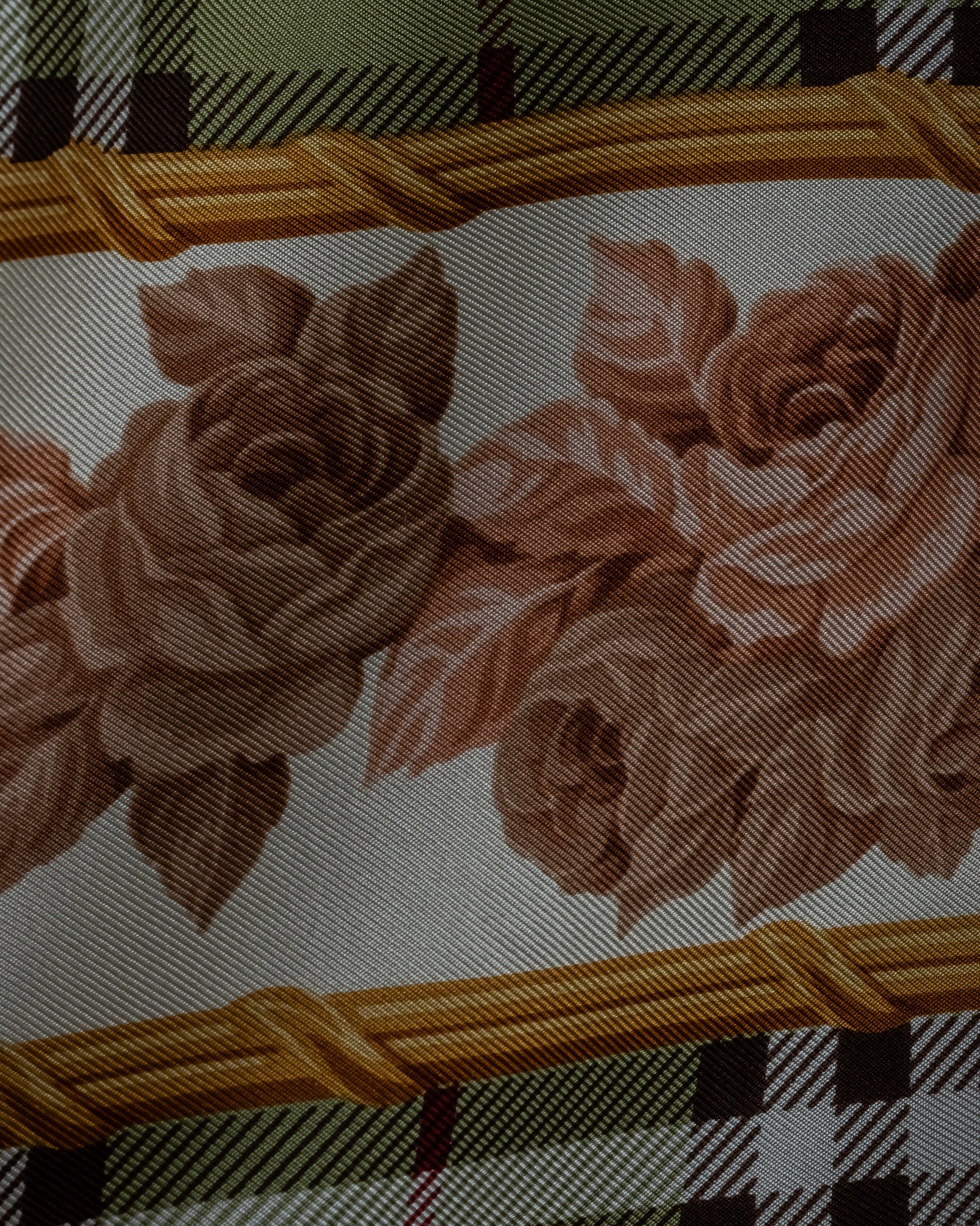 "BURBERRYS" Rose motif layered check pattern silk scarf