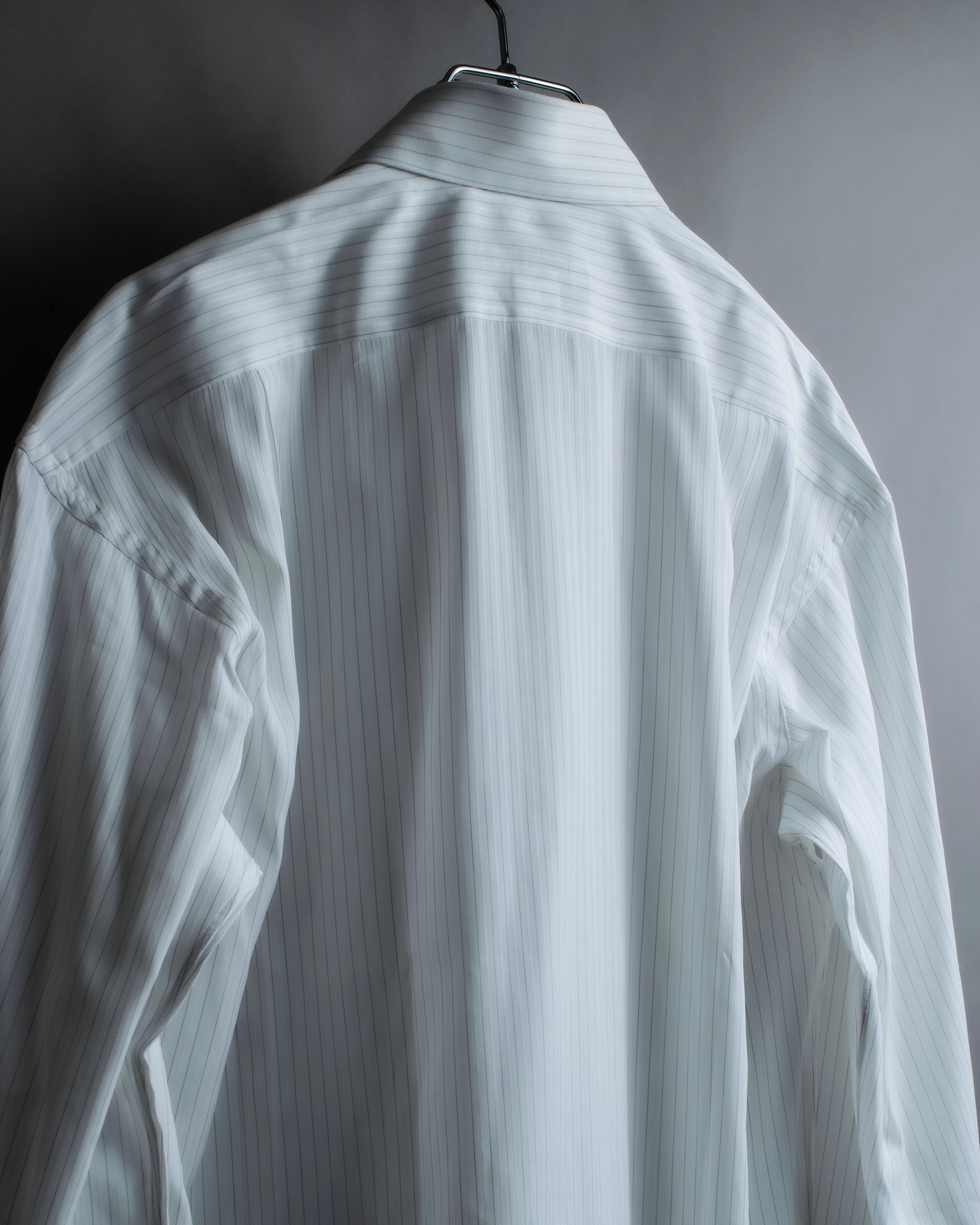 "CHRISTIAN DIOR MONSIEUR"
 Wide spread color royal order white shirt