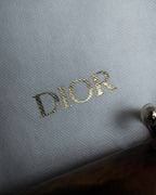 -MOOD Christmas Collection-
"Dior" Maria Grazia Chiuri design pearl motif carving gold bangle