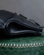 "GUCCI" Horizontal shape metal fittings design leather one shoulder bag