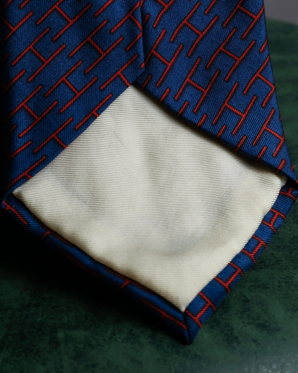"HERMES" Geometric pattern H motif silk necktie