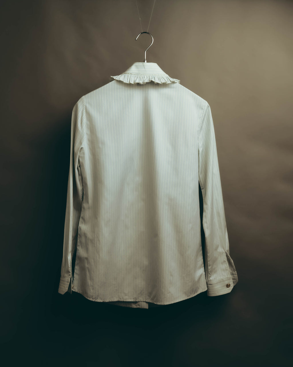 -SPECIAL- “GUCCI” 2017-2019 Floral embroidered ruffled striped shirt