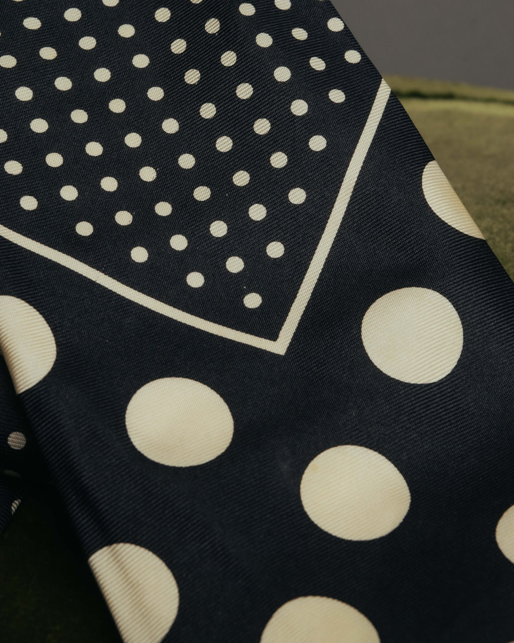 "Jean Paul Gaultier Paris" 90's-00's Graphic dotted silk neck scarf