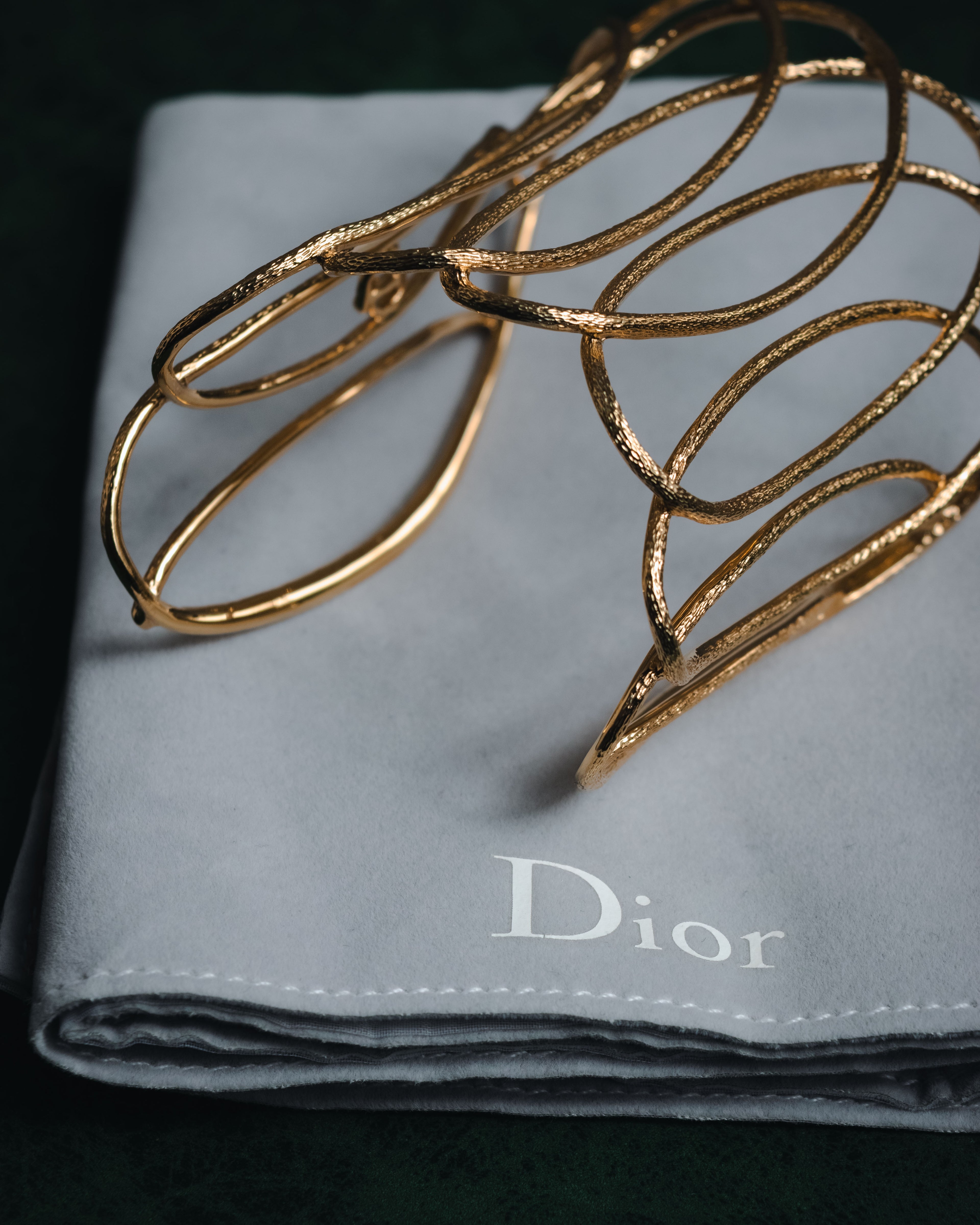 –SPECIAL– "Christian Dior" 2016-19 sculptural wirework cuff bangle