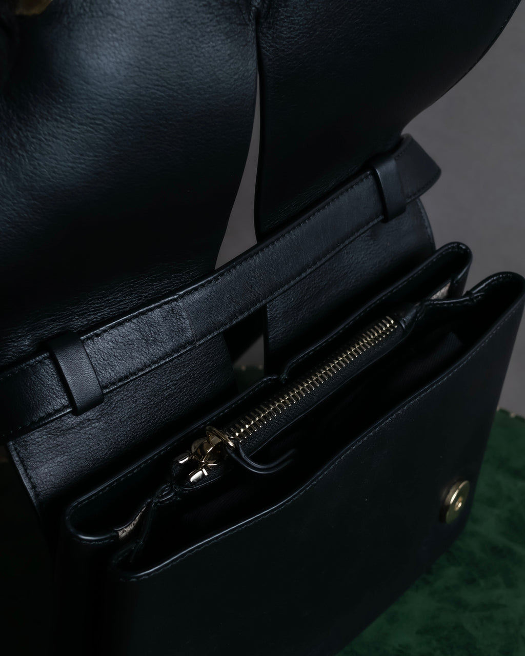 "JIL SANDER" Minimalist design leather shoulder bag