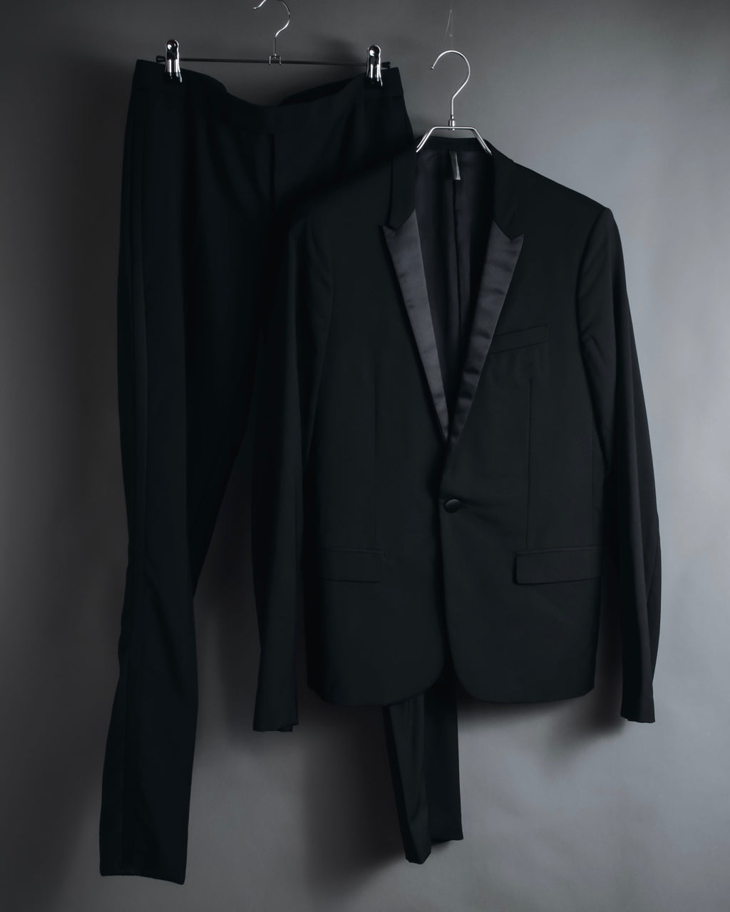 "Dior Homme" Chris Van Assche design satin lapel tuxedo set up