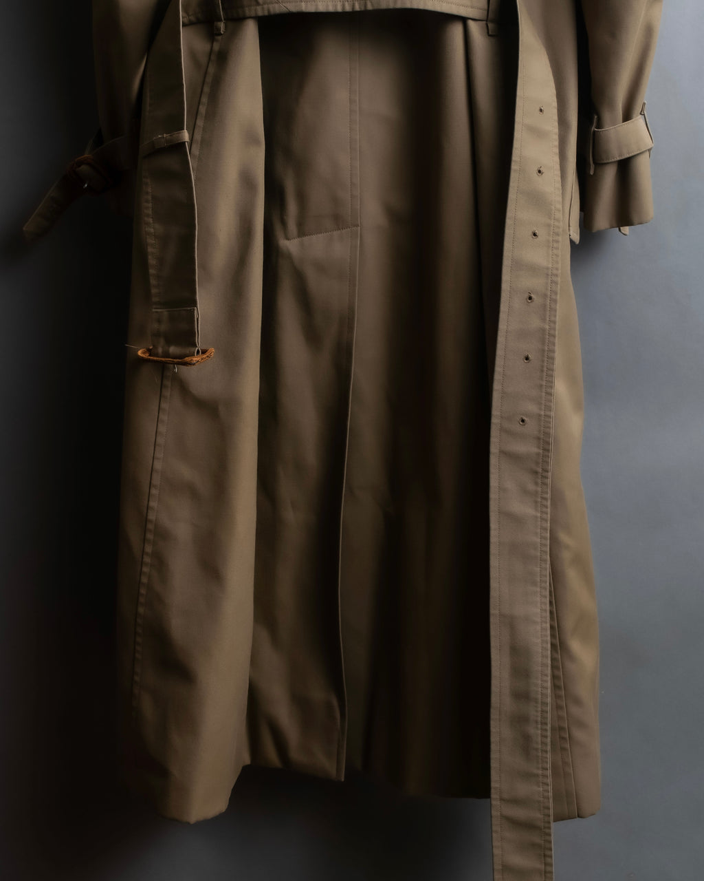 "Burberrys" Water-repellent cotton soutien colour trench coat