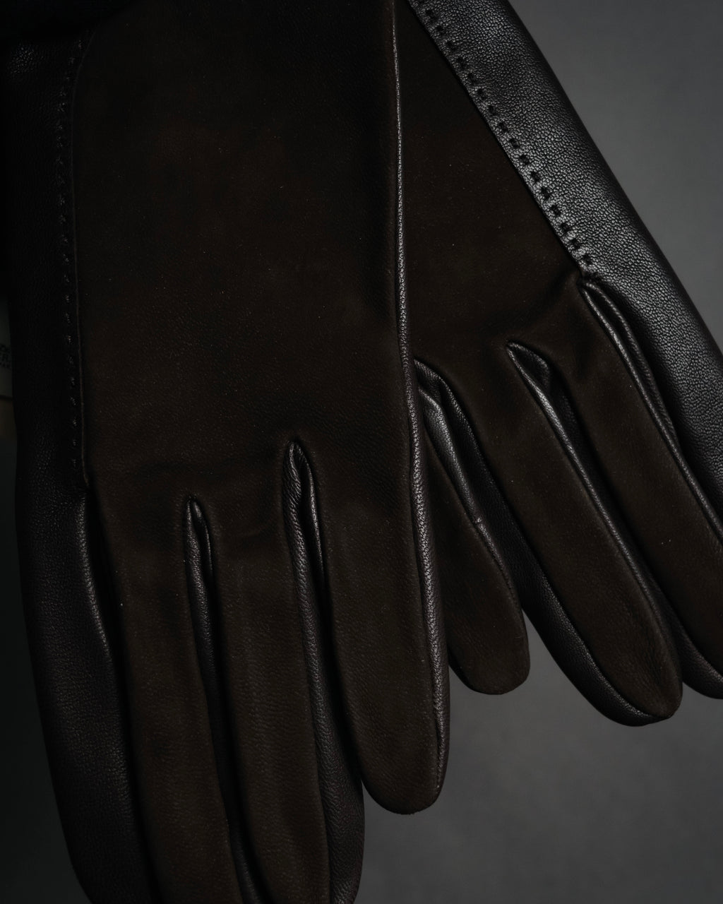 “HERMÈS” 2010’s bi material lambskin silk lined gloves