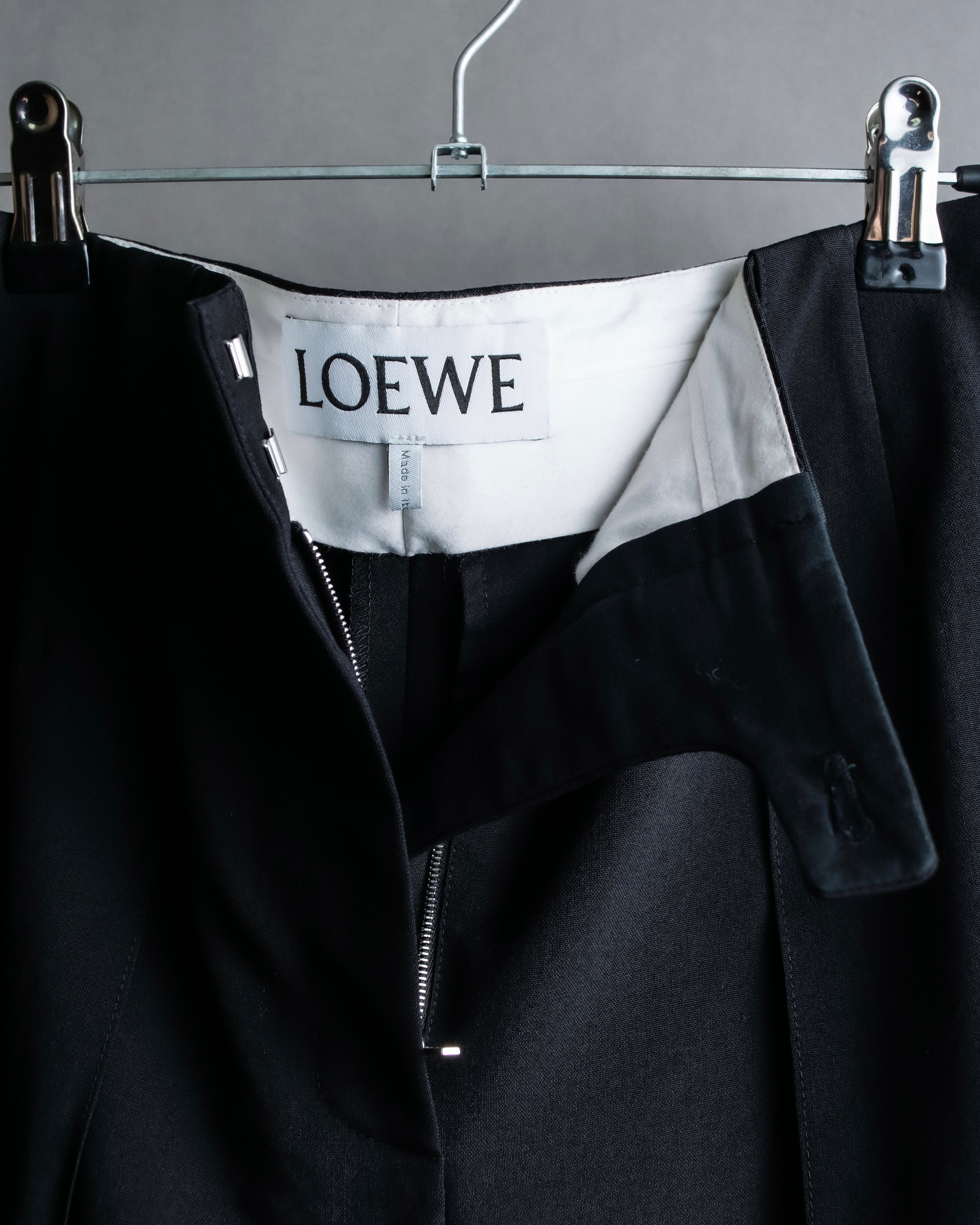 "LOEWE" Deep pleat tapered draped slacks