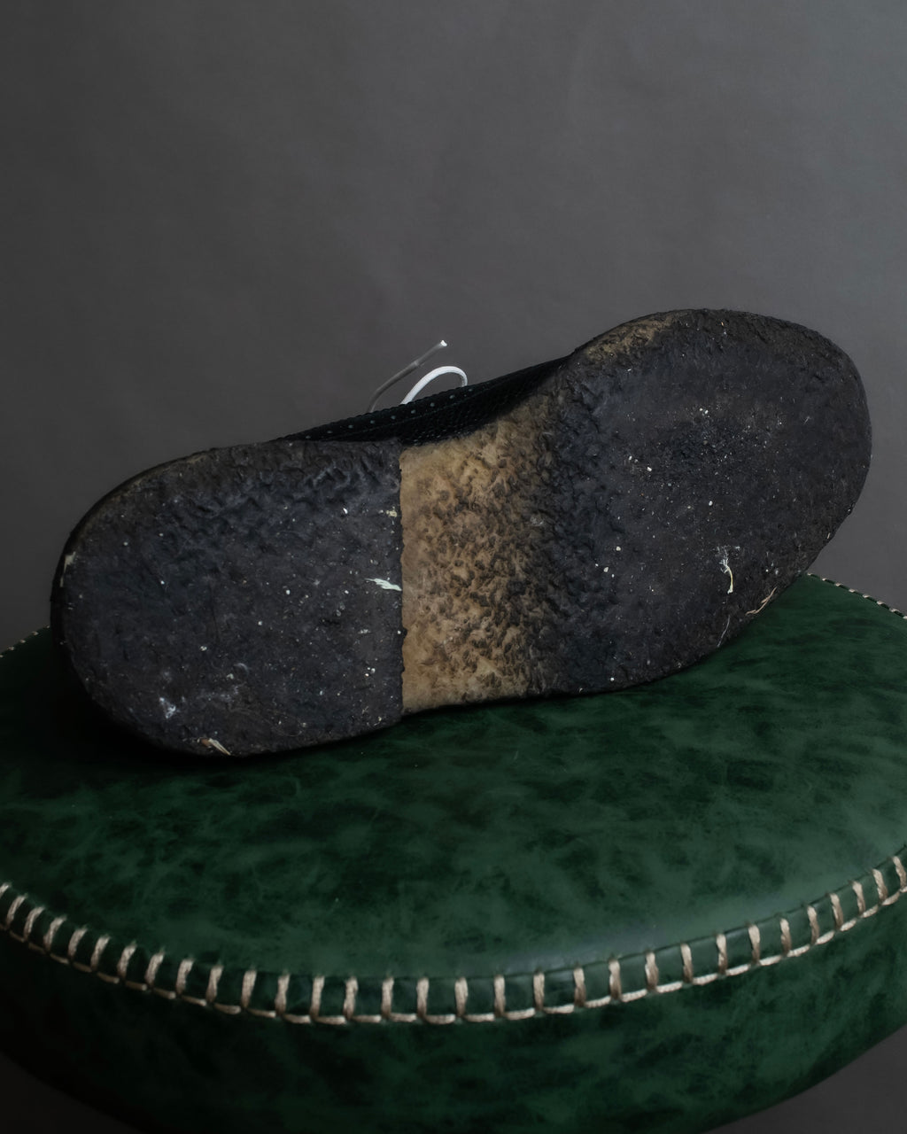 "THOM BROWNE" Wingtip design rubber sole leather shoes