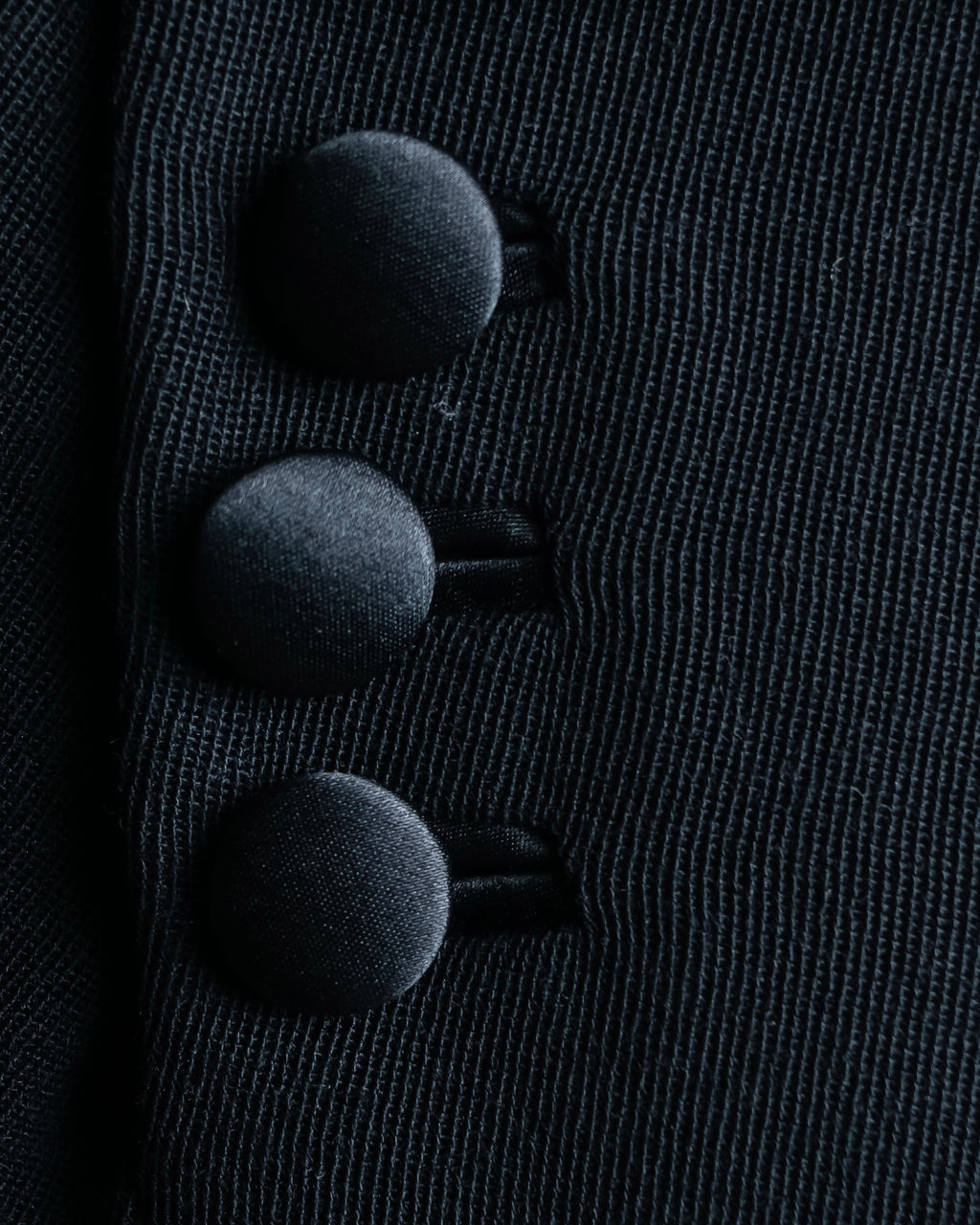 "HERMES" Ribbon scarf detail shaped coat