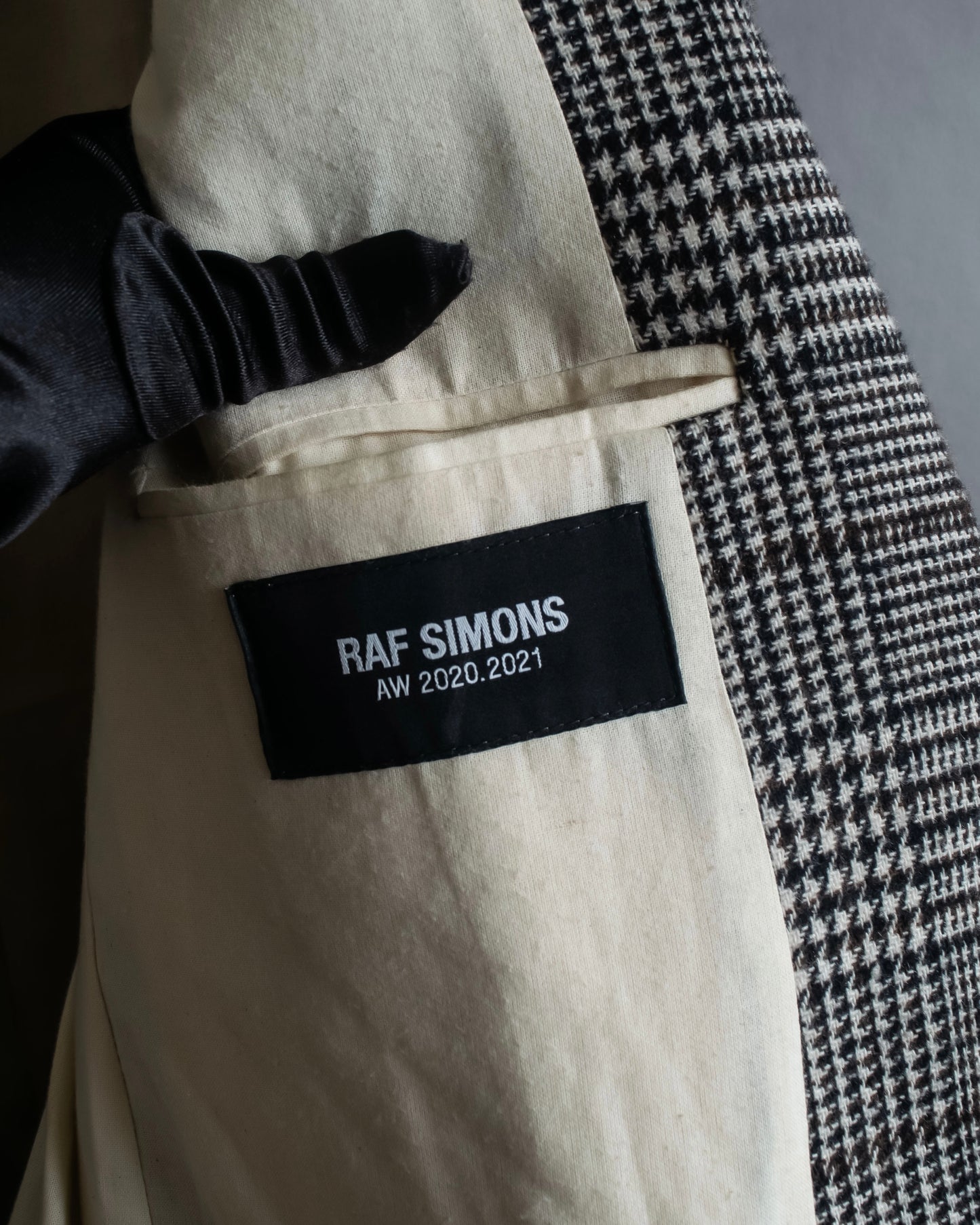 "RAF SIMONS" 20-21AW Glen check pattern tailored shape coat