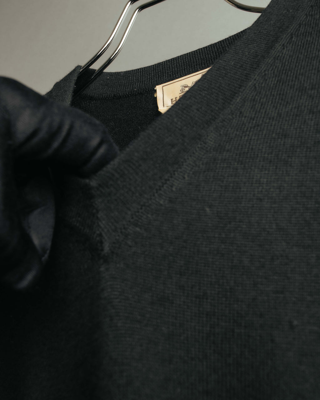 -SPECIAL- “HERMÈS” 90’s-00’s Cashmere wool v-neck knit