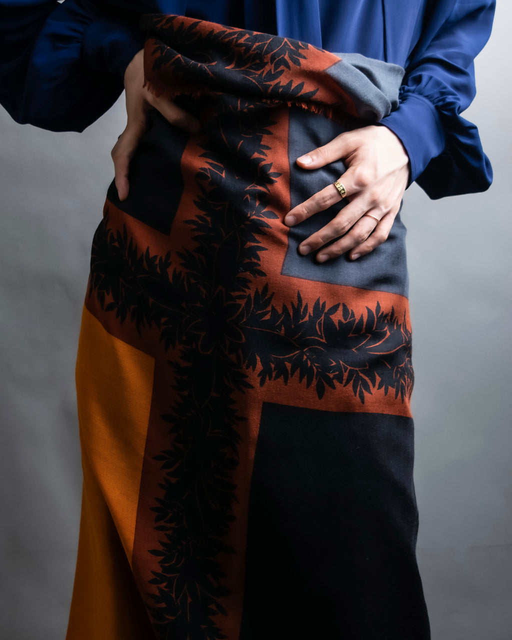 "Christian Dior" Botanical print large stole