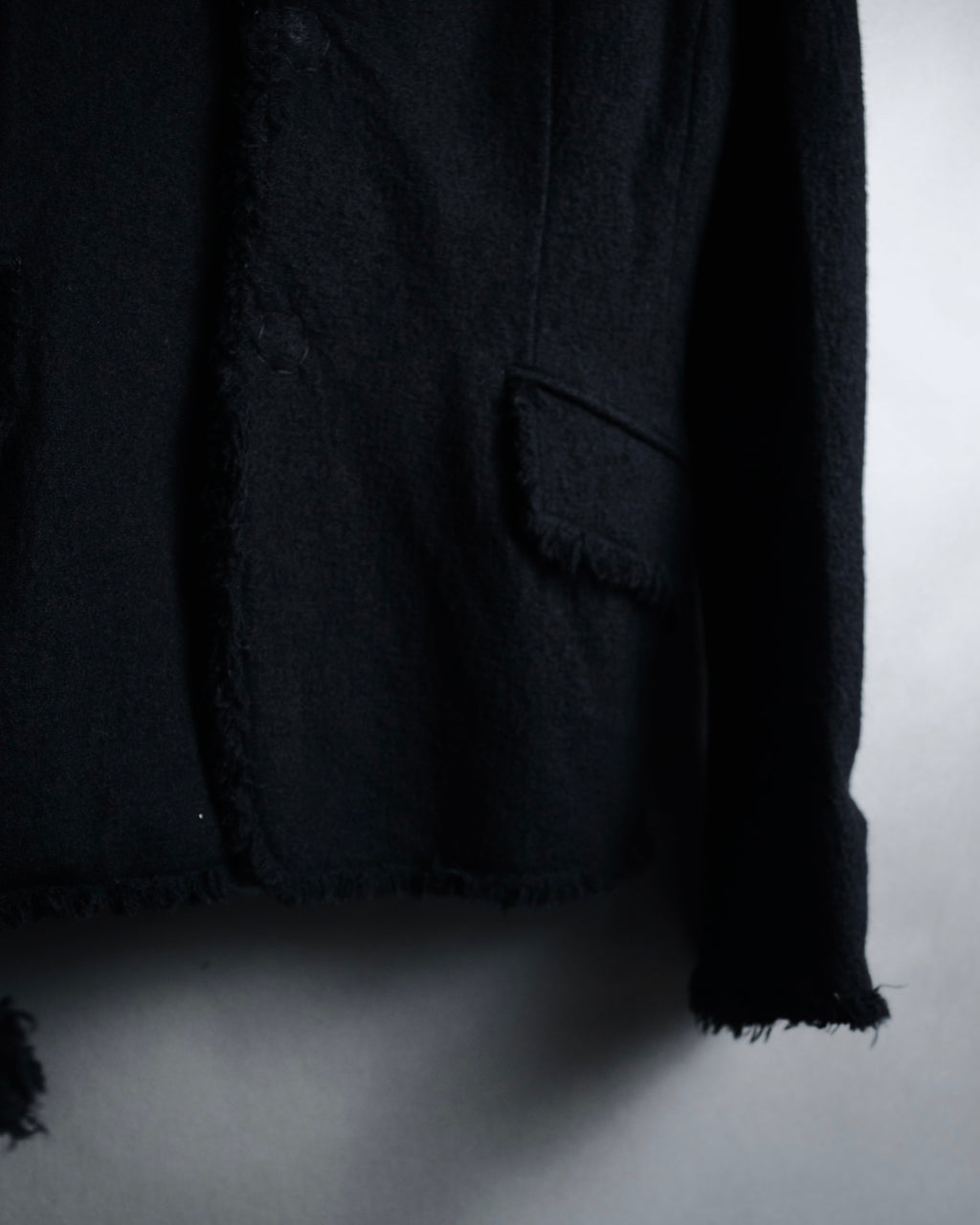 –SPECIAL– "tricot COMME des GARÇONS" 2004AW Fringed cut-off boiled wool tailored jacket
