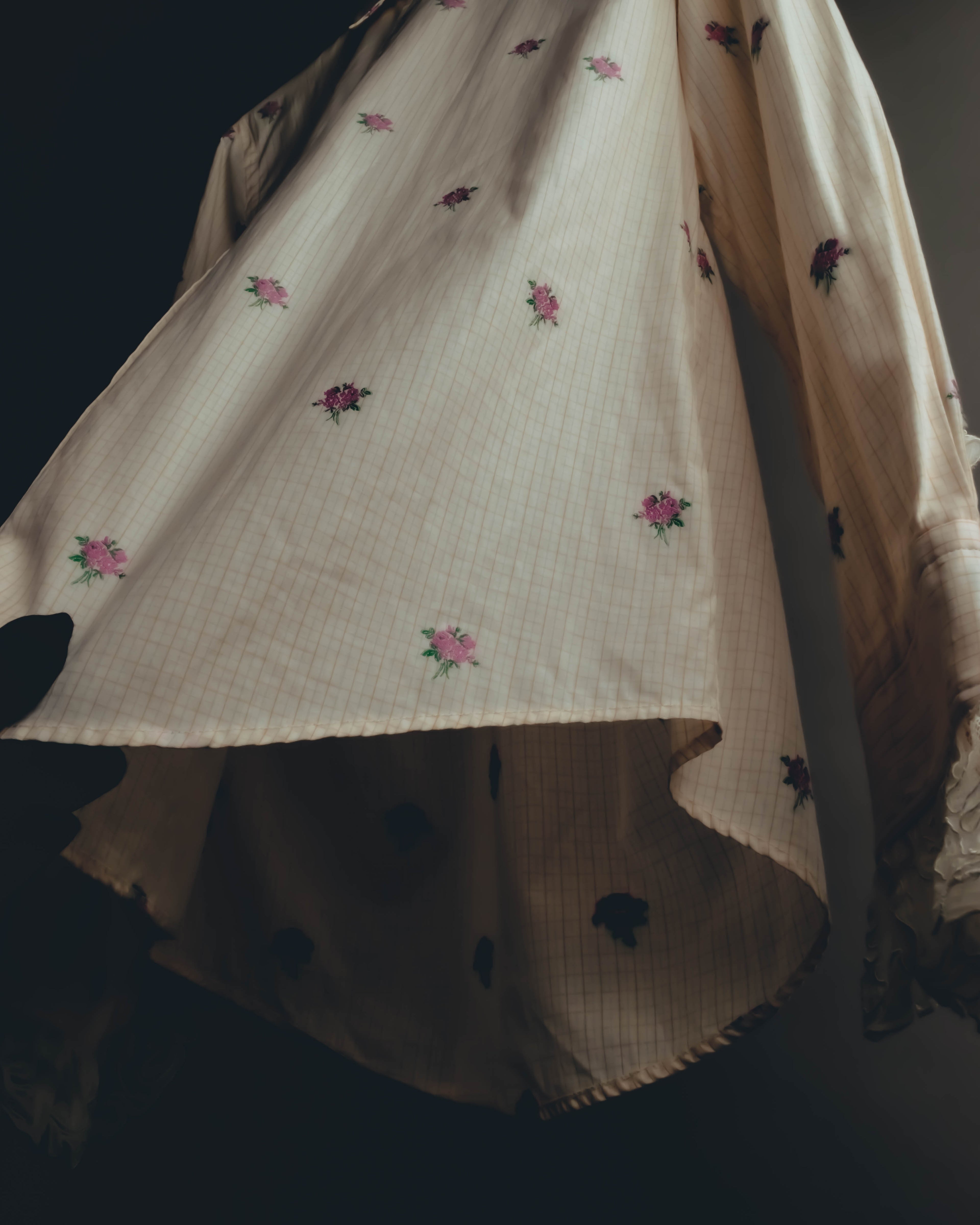 "GUCCI" 2010's-20's Romantic embroidered lace blouse