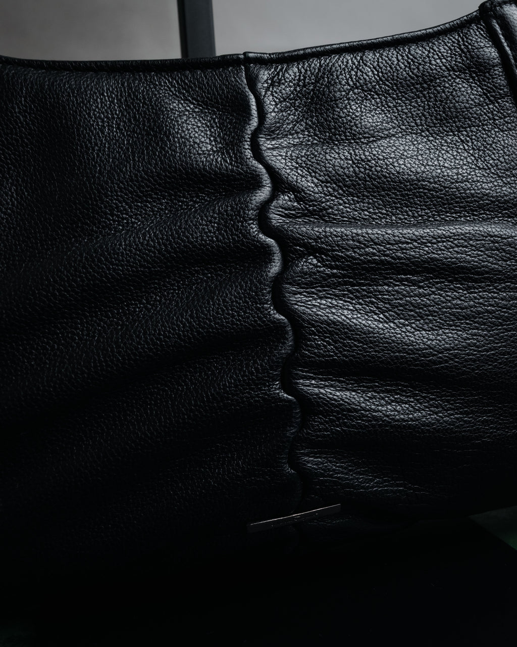“Salvatore Ferragamo” 2000’s Gathered leather chain shoulder bag