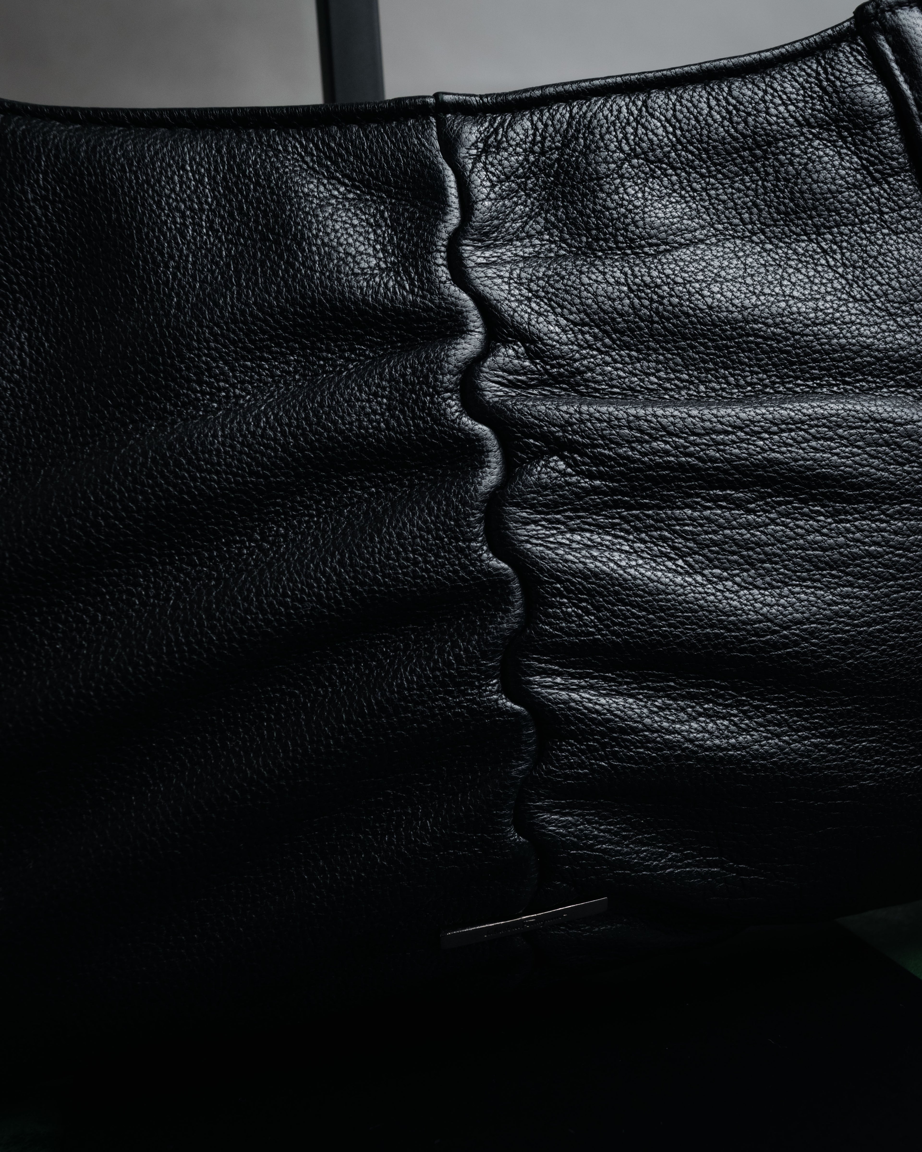 “Salvatore Ferragamo” 2000’s Gathered leather chain shoulder bag