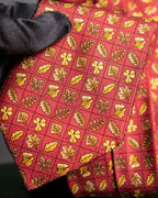 "HERMES" 100% silk fallen leaves pattern neck tie