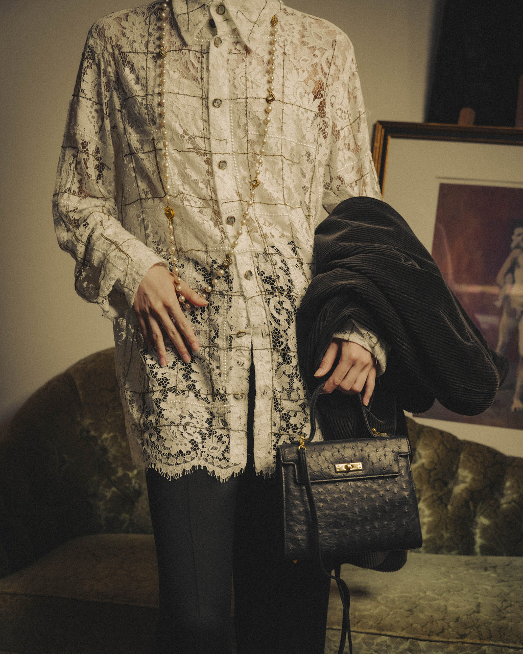 -SPECIAL- "CHANEL" 10's-20's Embellished floral lace and pearl check oversized shirt