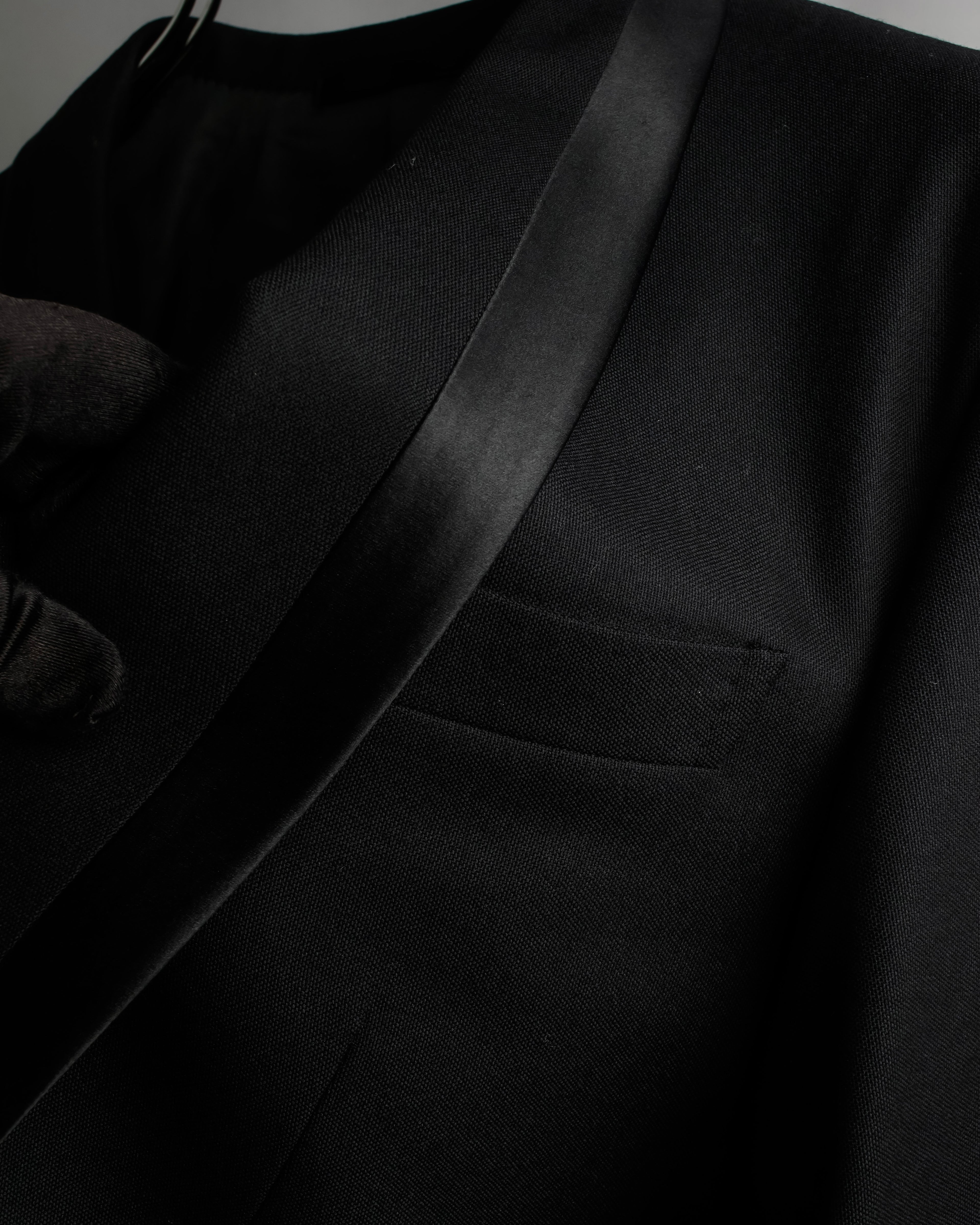 "BALENCIAGA" Structured tailored shawl collar jacket